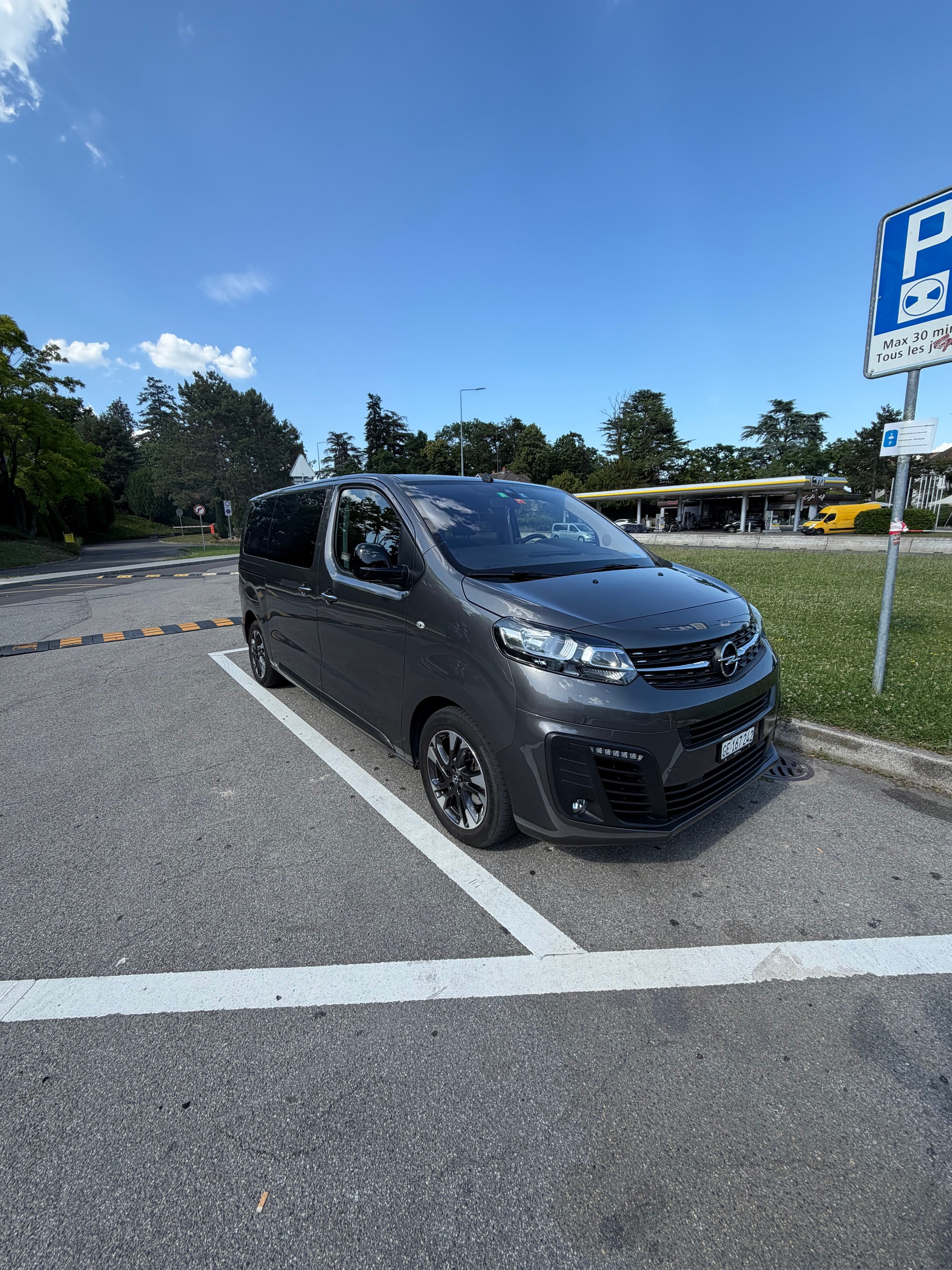 OPEL Life 2.0-image-0