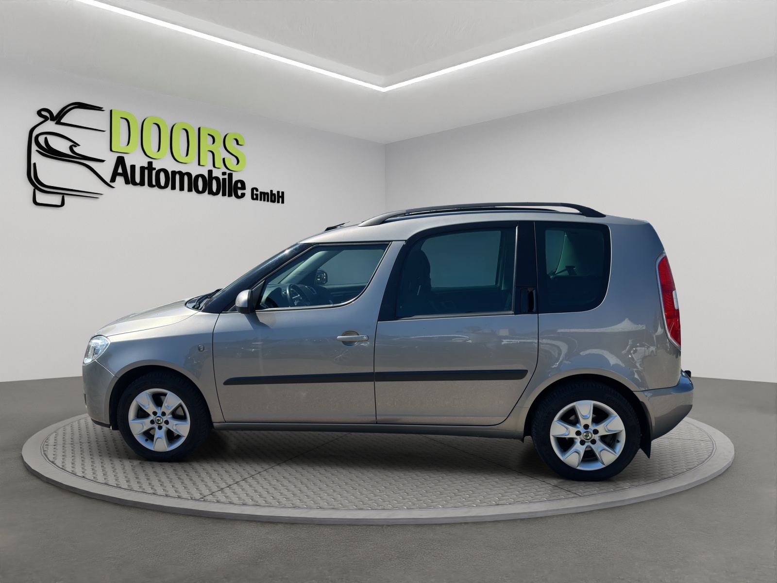 SKODA Roomster 1.6 Style-image-7