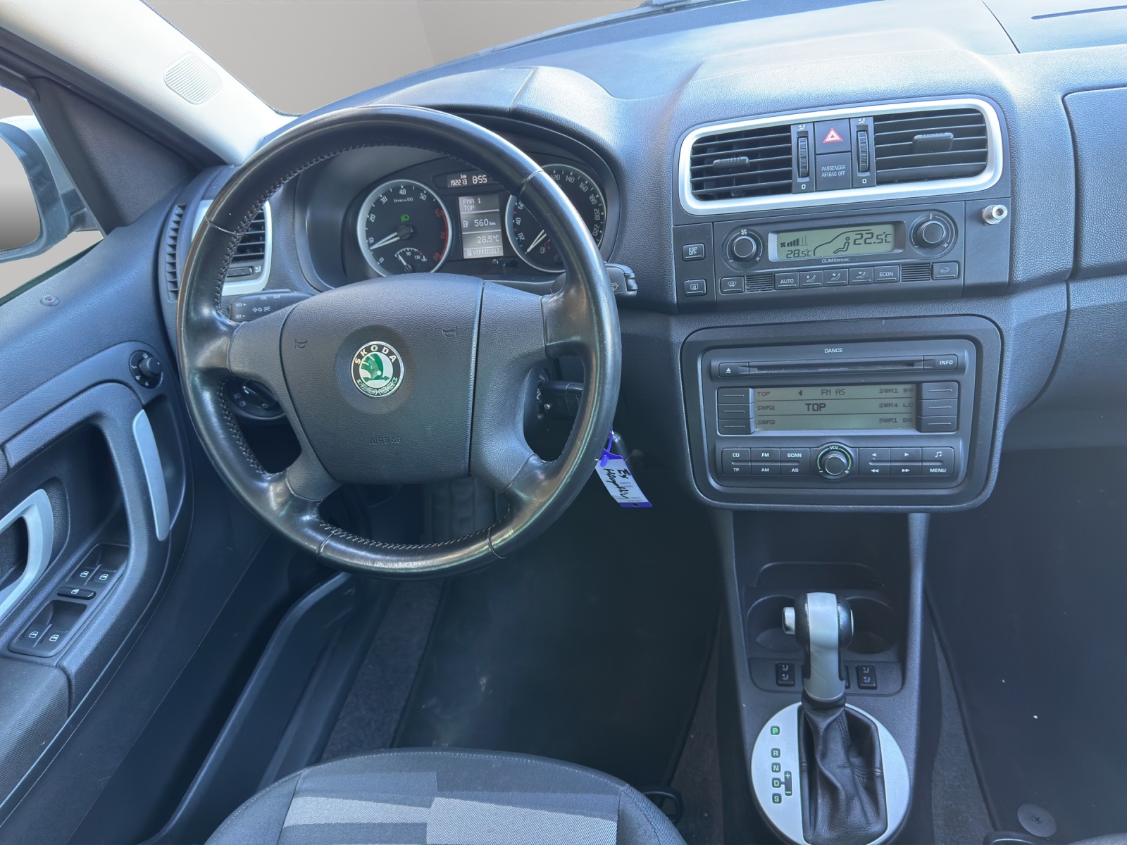 SKODA Roomster 1.6 Style-image-11