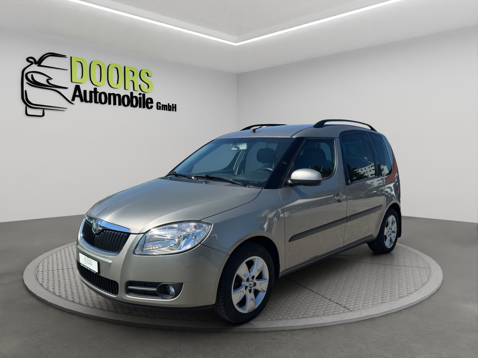 SKODA Roomster 1.6 Style-image-2