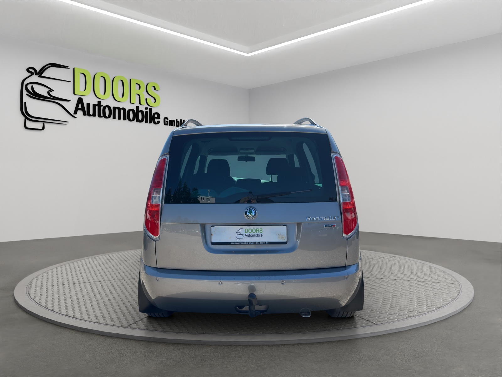 SKODA Roomster 1.6 Style-image-4