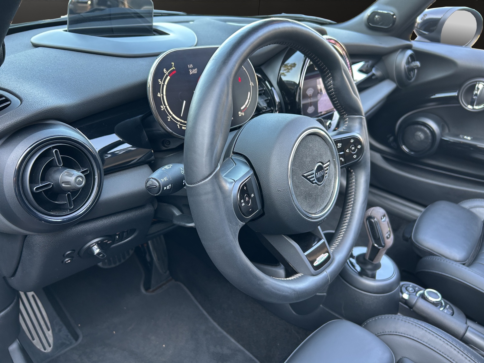 MINI Cooper S Cabriolet-image-18