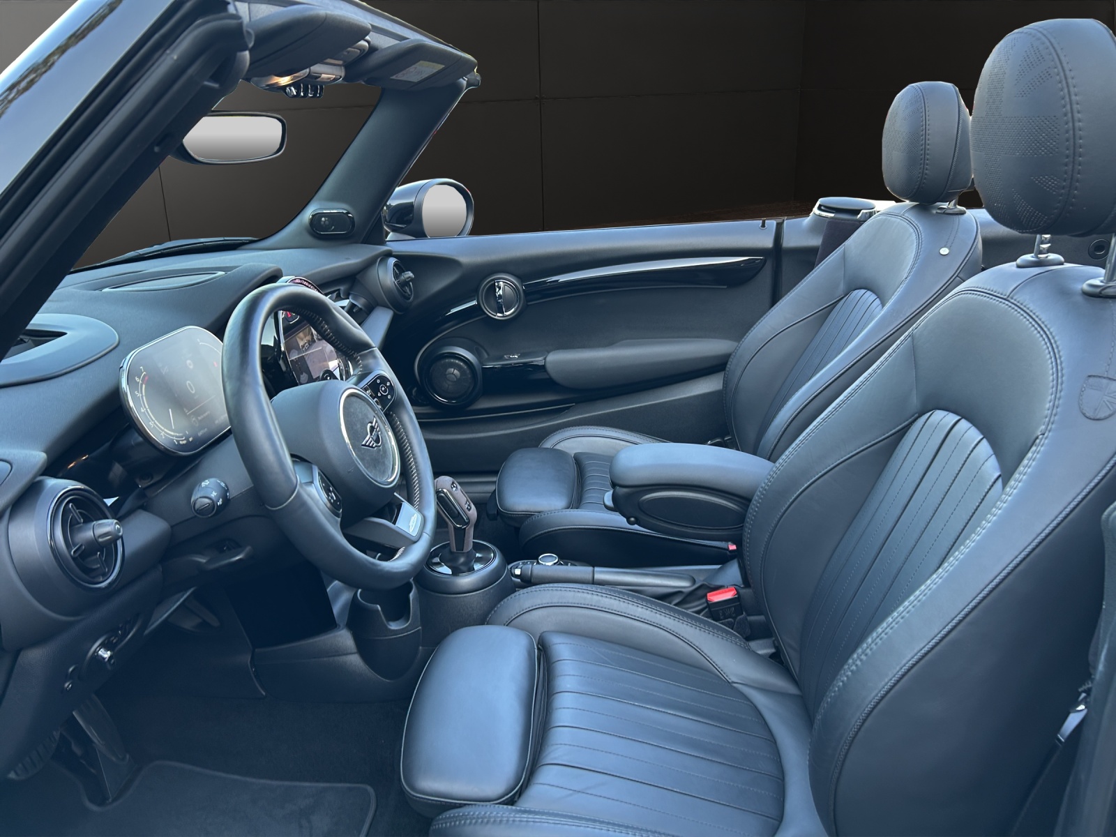 MINI Cooper S Cabriolet-image-8
