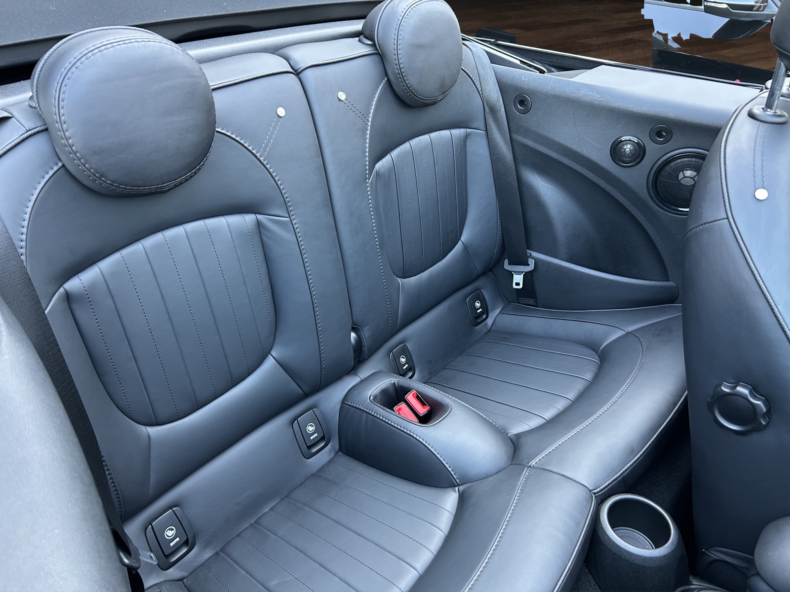 MINI Cooper S Cabriolet-image-16