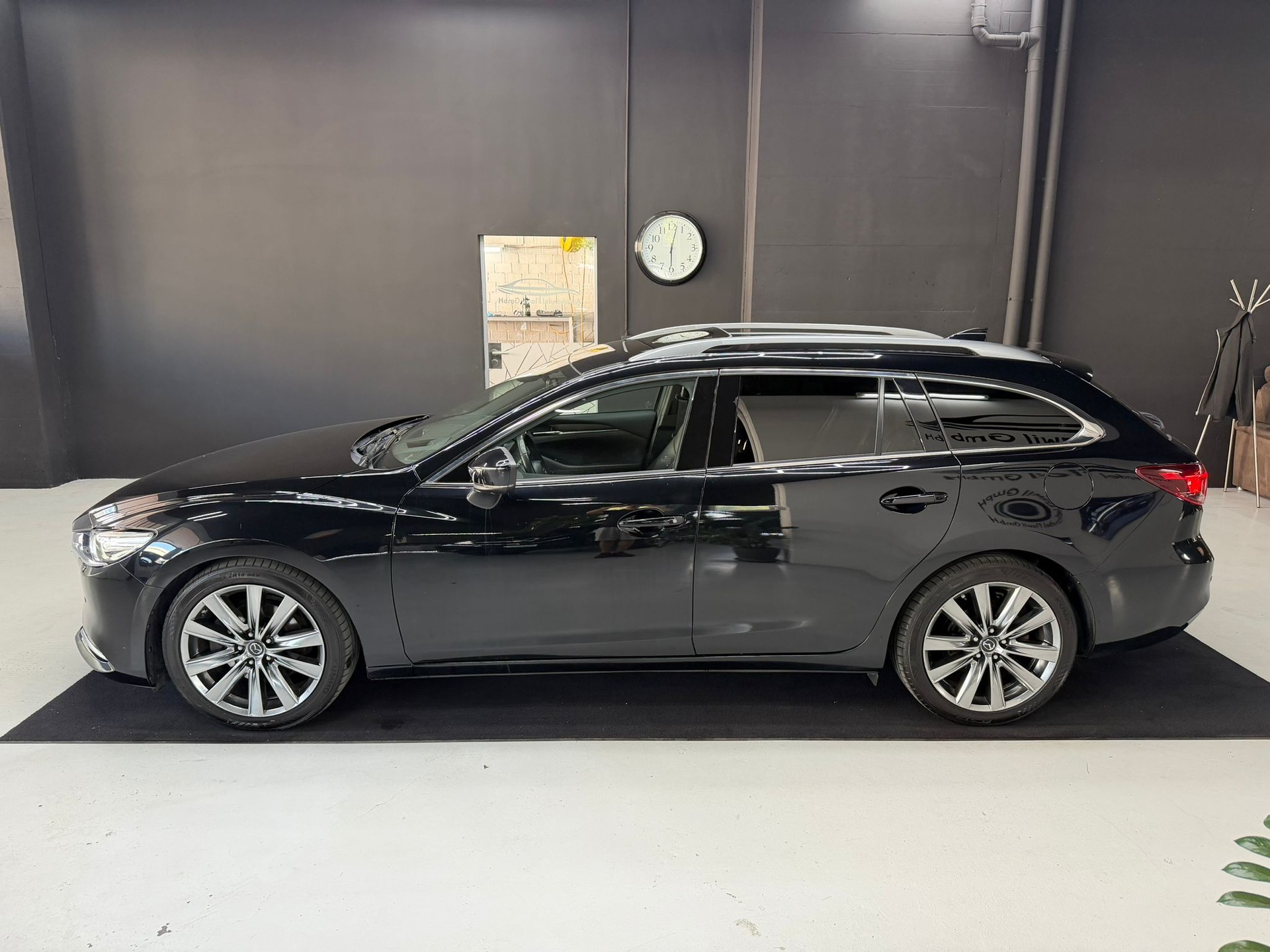 MAZDA 6 Sportwagon SKYACTIV-D 184 Revolution Automat AWD-image-3