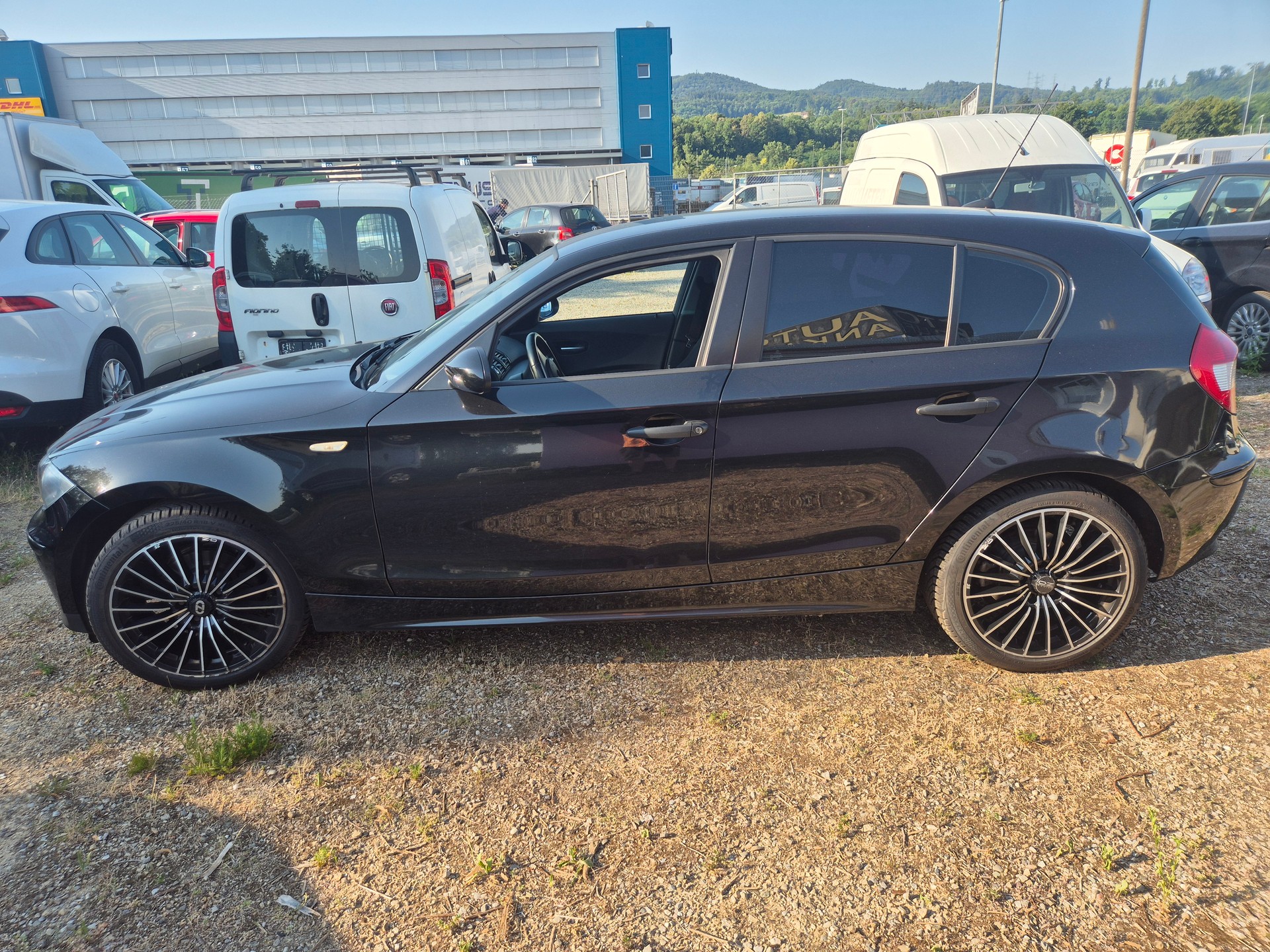 BMW 116i-image-3