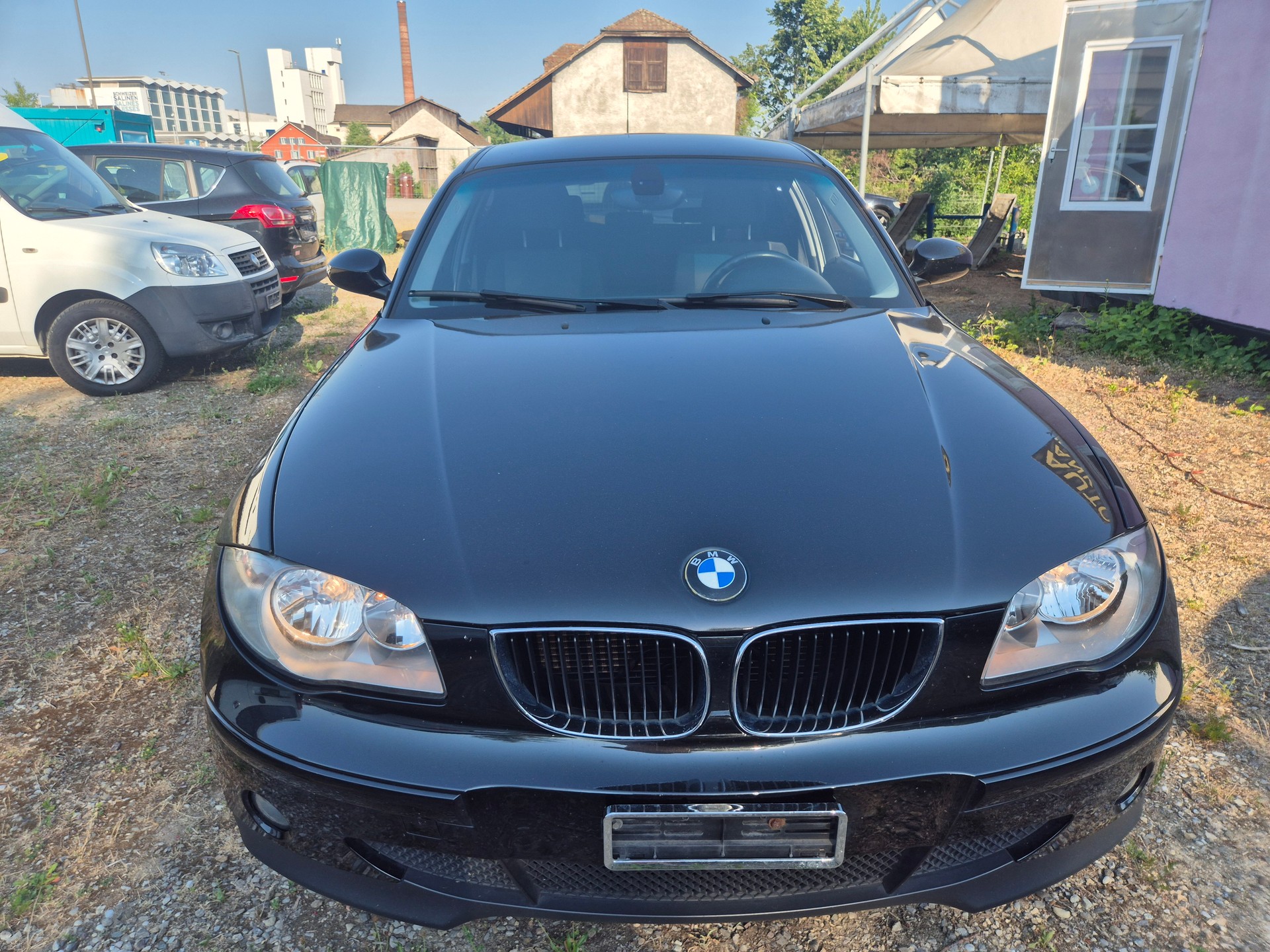 BMW 116i-image-2