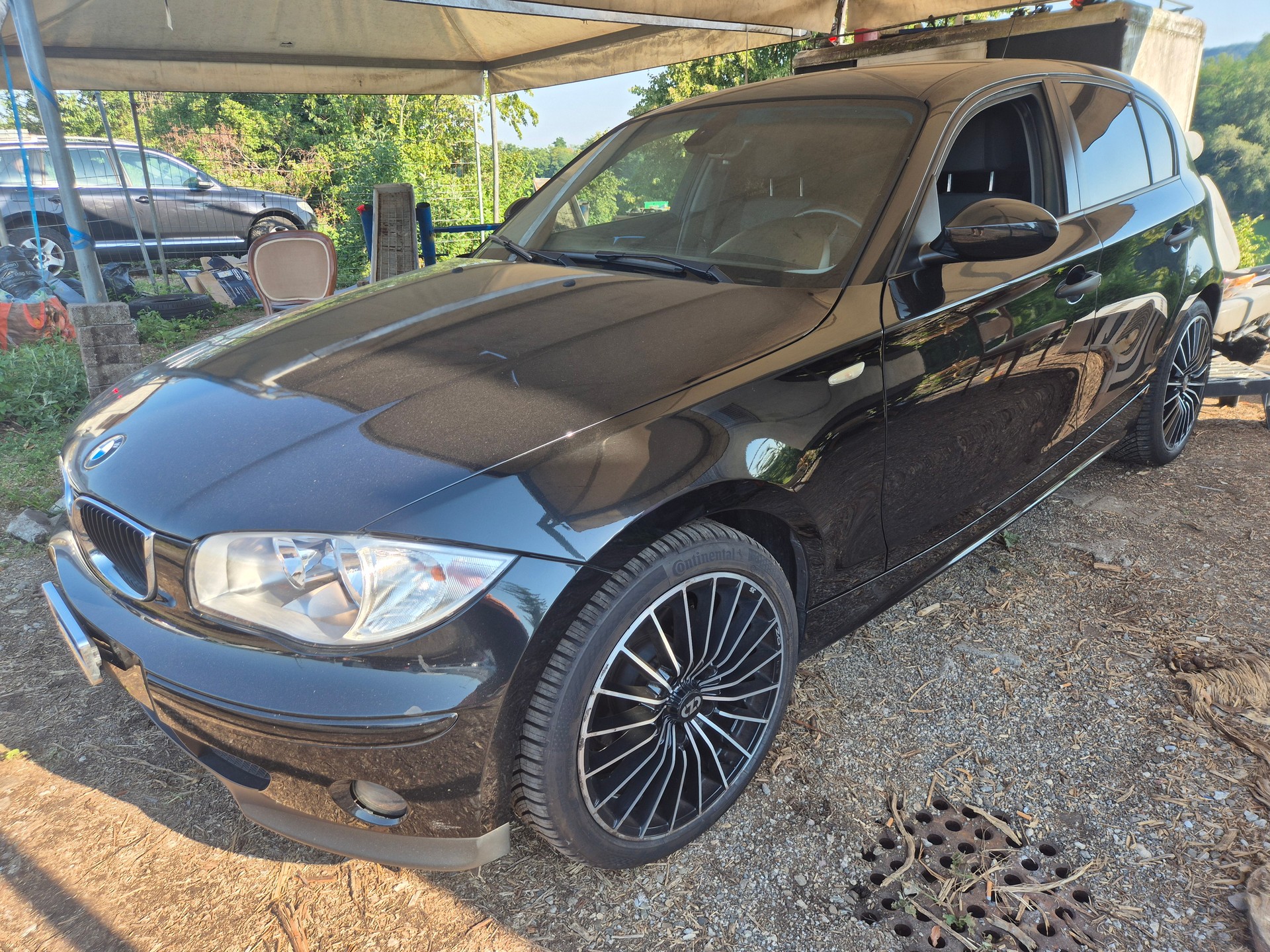 BMW 116i-image-0