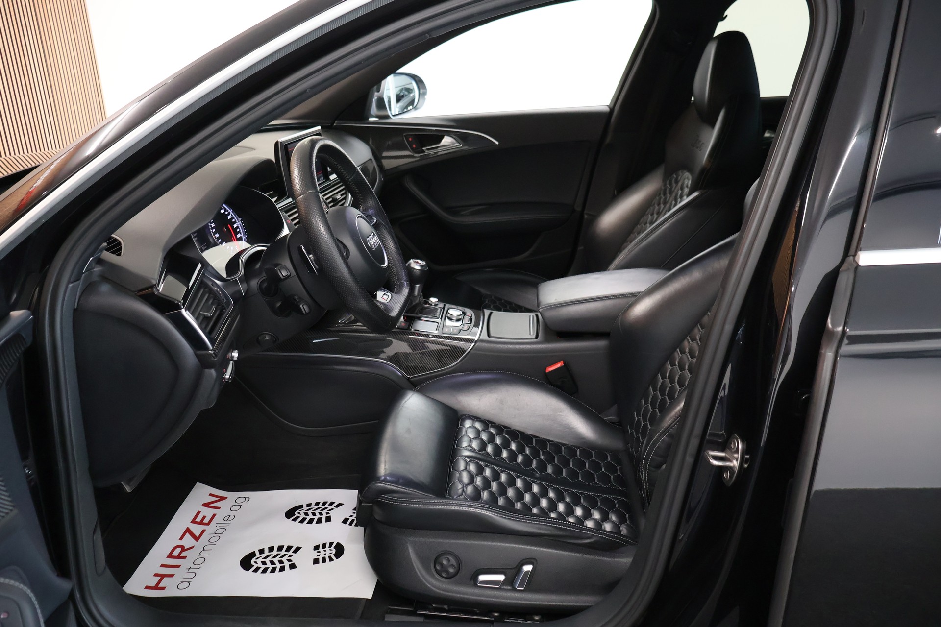 AUDI RS6 Avant 4.0 TFSI V8 quattro Tiptronic-image-8