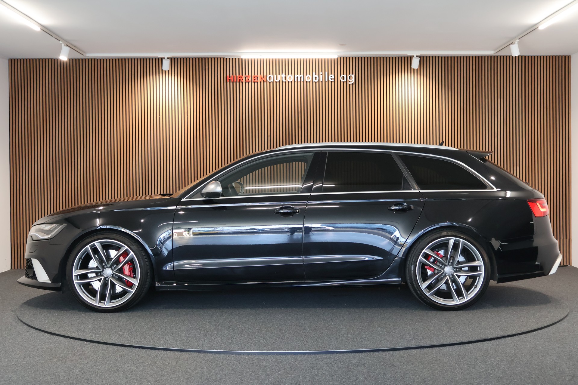 AUDI RS6 Avant 4.0 TFSI V8 quattro Tiptronic-image-1