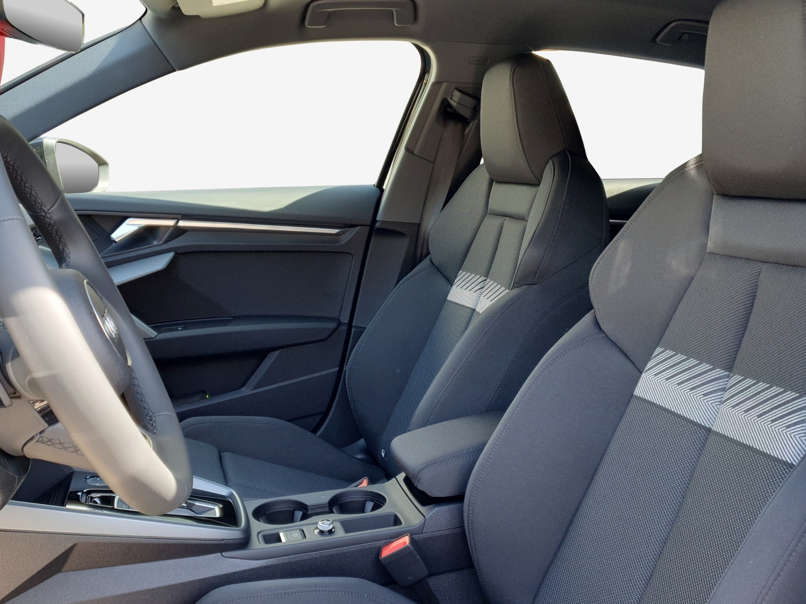 AUDI A3 Sportback TFSI 110 kW Attraction S tronic-image-7