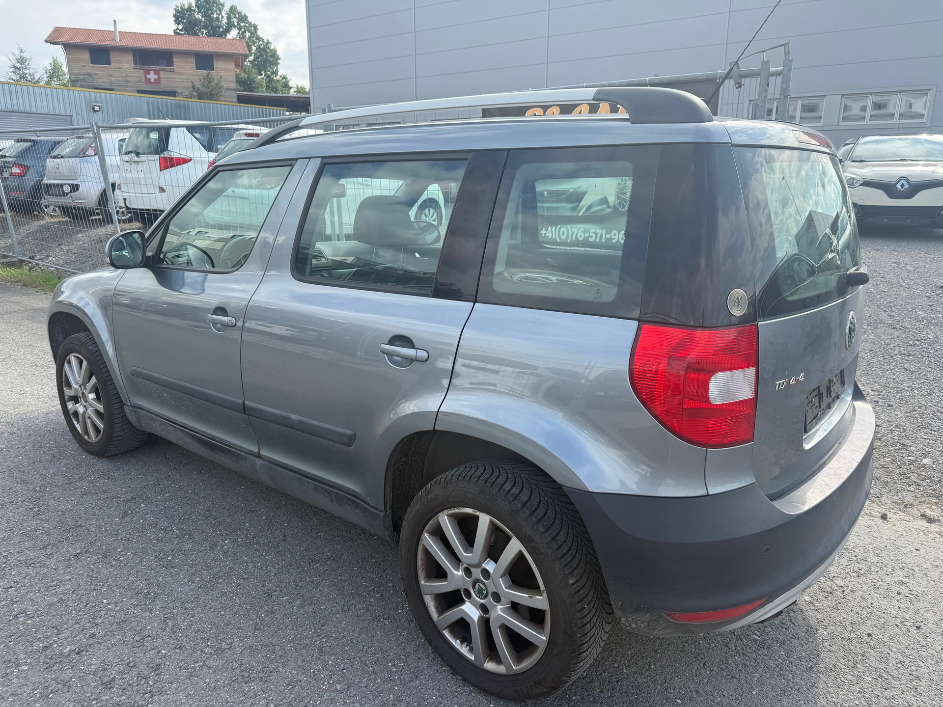 SKODA Yeti 2.0 TDI Ambition 4x4-image-3