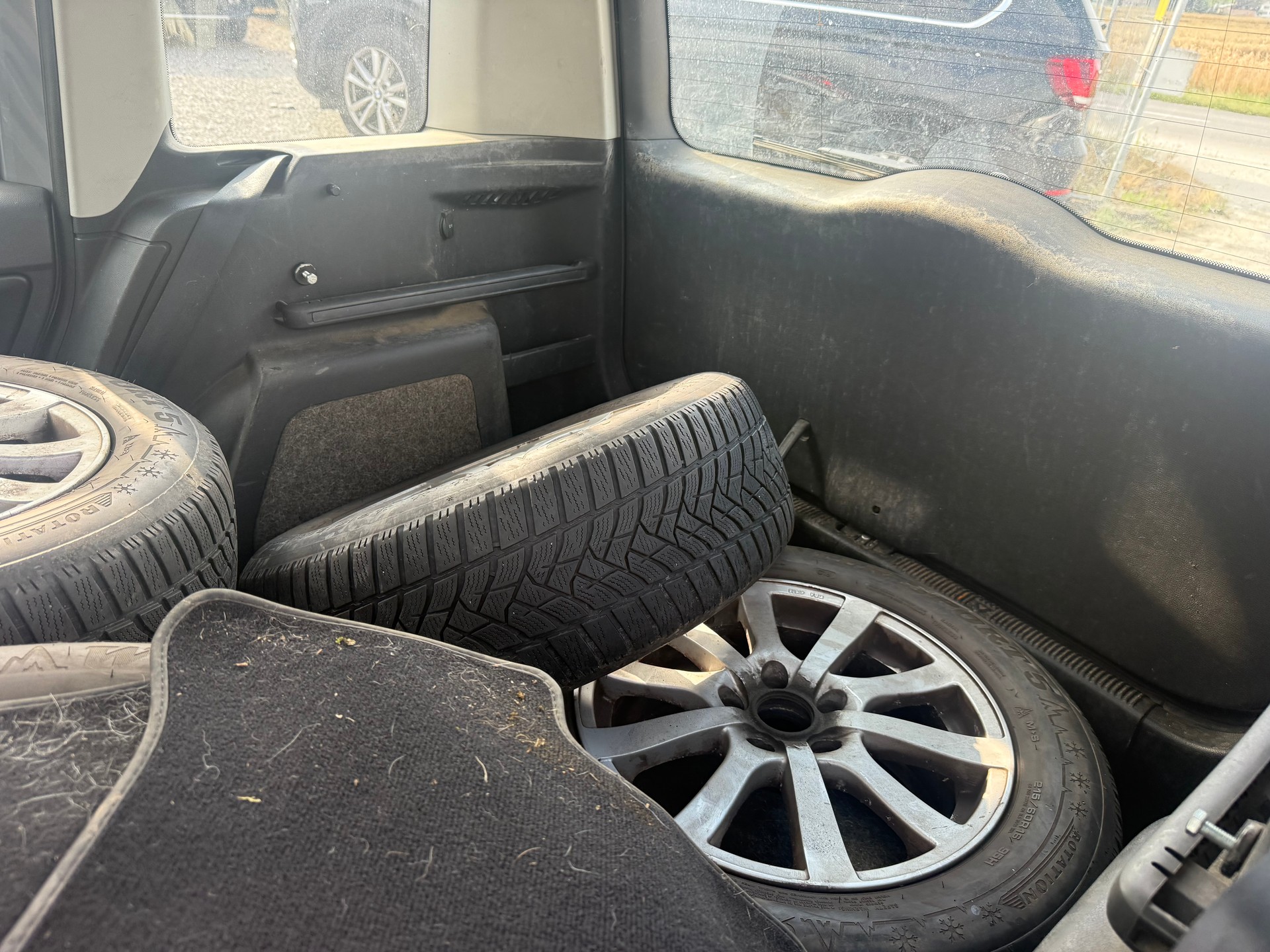 SKODA Yeti 2.0 TDI Ambition 4x4-image-9