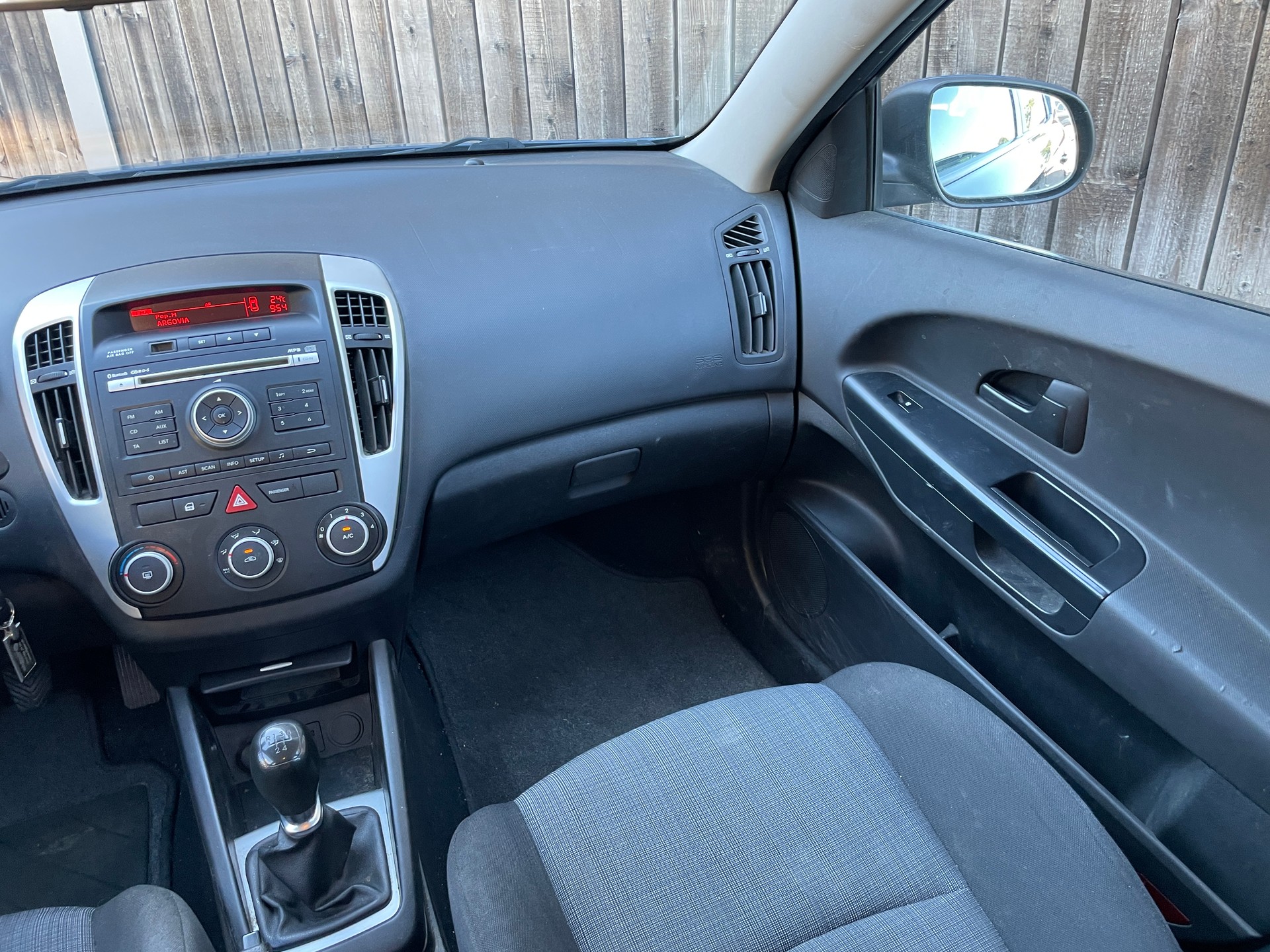 KIA Cee'd Sporty Wagon 1.4 16V _seven-image-16