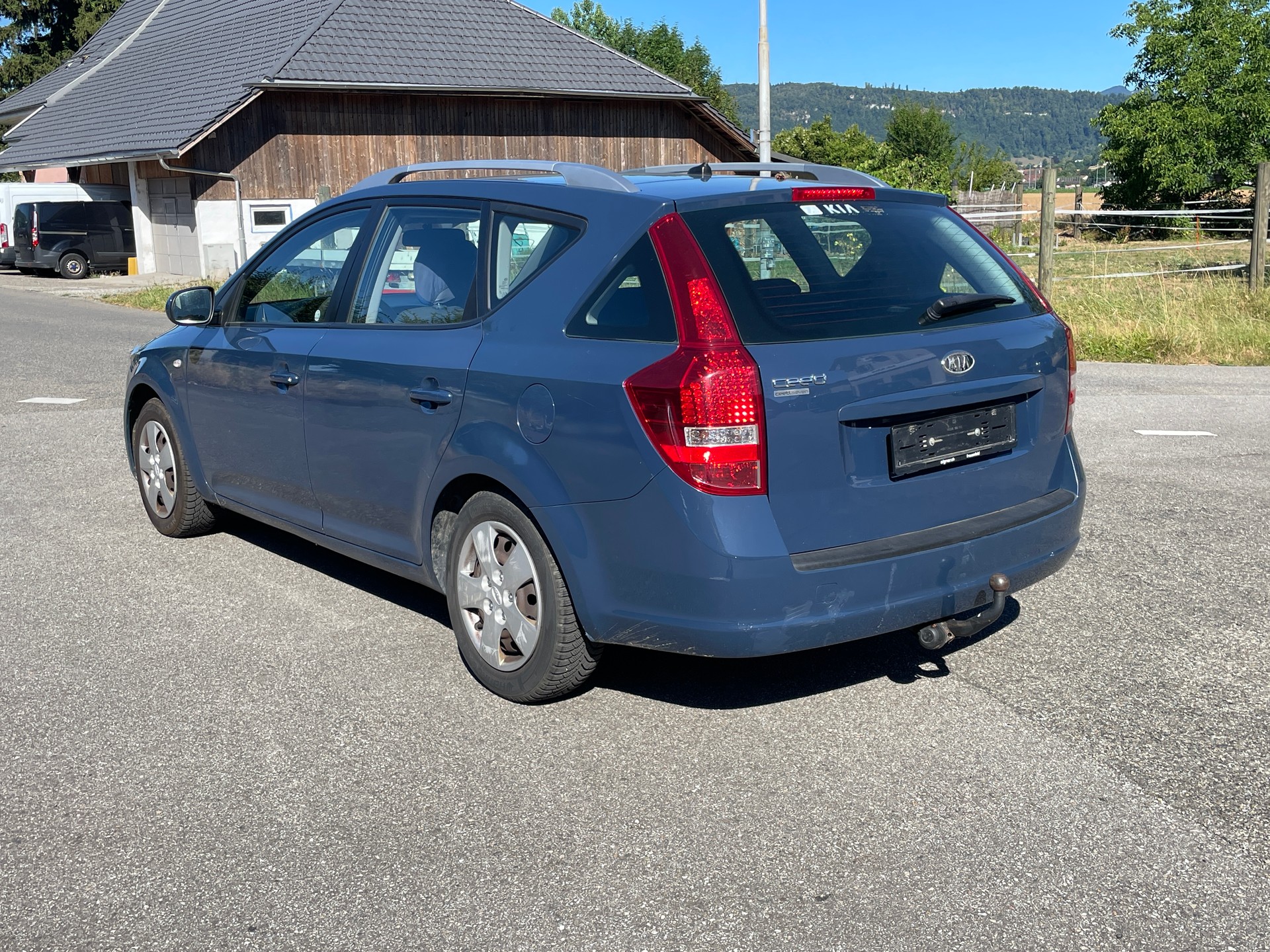 KIA Cee'd Sporty Wagon 1.4 16V _seven-image-3