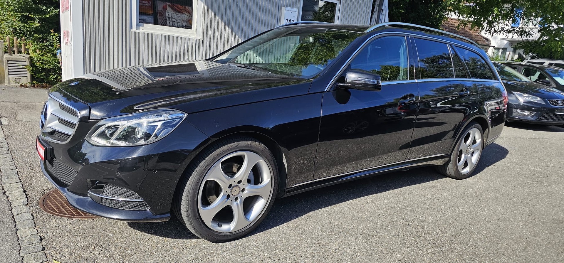 MERCEDES-BENZ E 200 BlueTEC Avantgarde 7G-Tronic-image-1