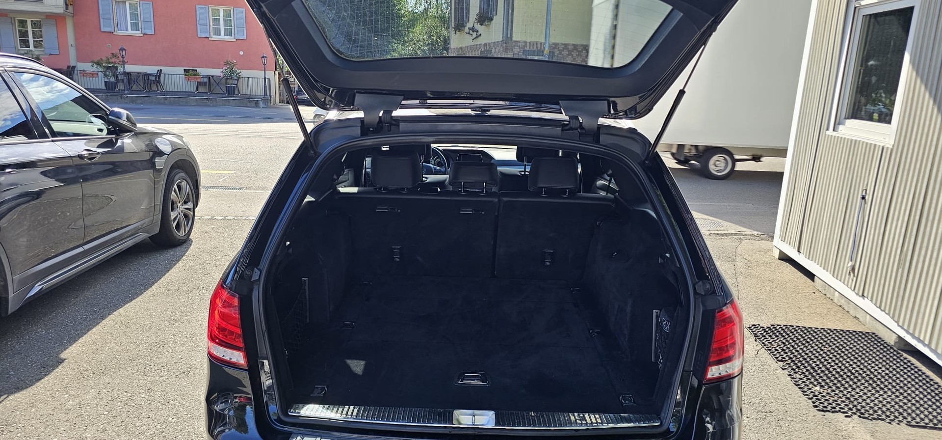 MERCEDES-BENZ E 200 BlueTEC Avantgarde 7G-Tronic-image-8
