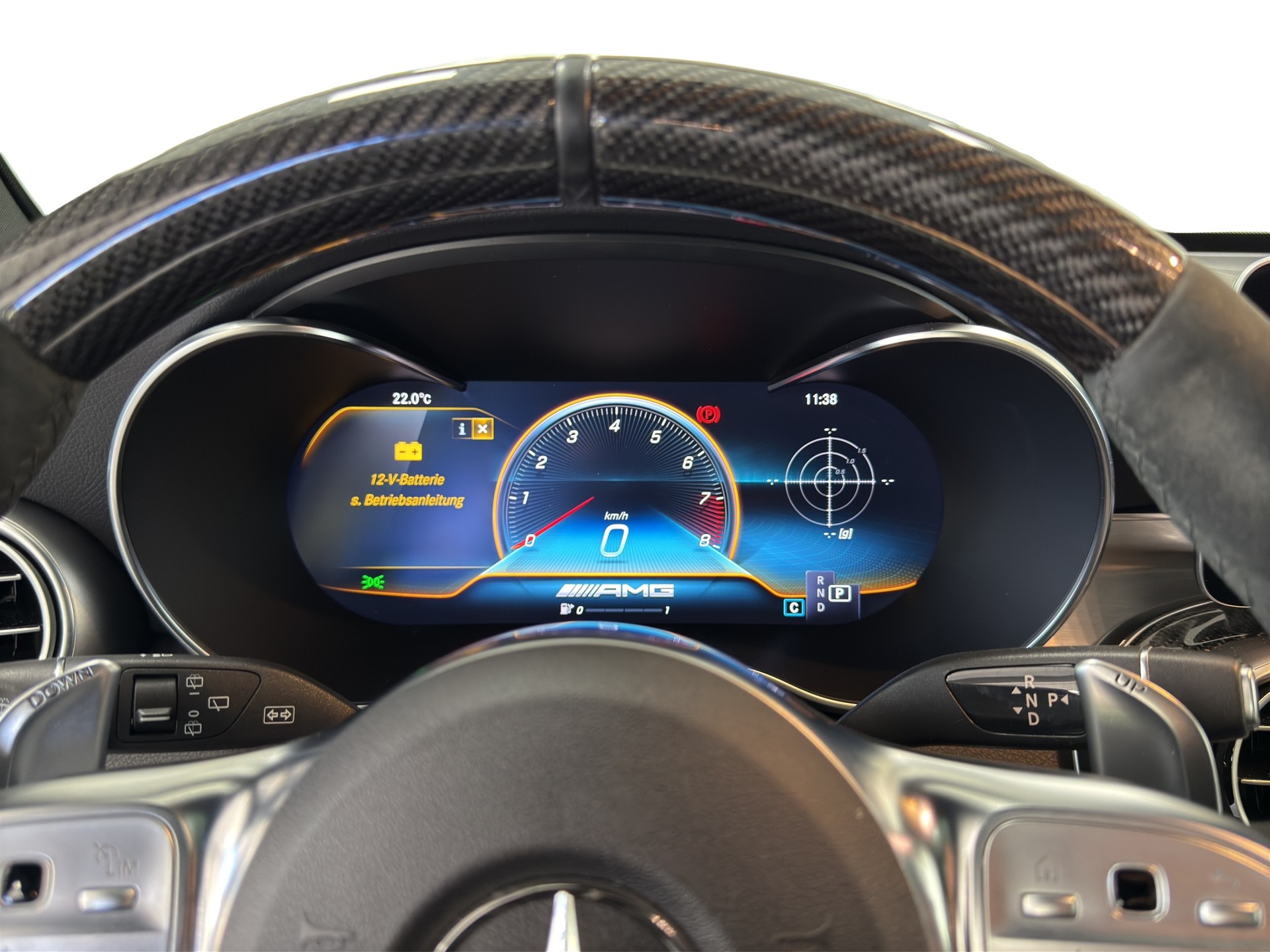 MERCEDES-BENZ GLC 63 S AMG 4Matic 9G-Tronic-image-22