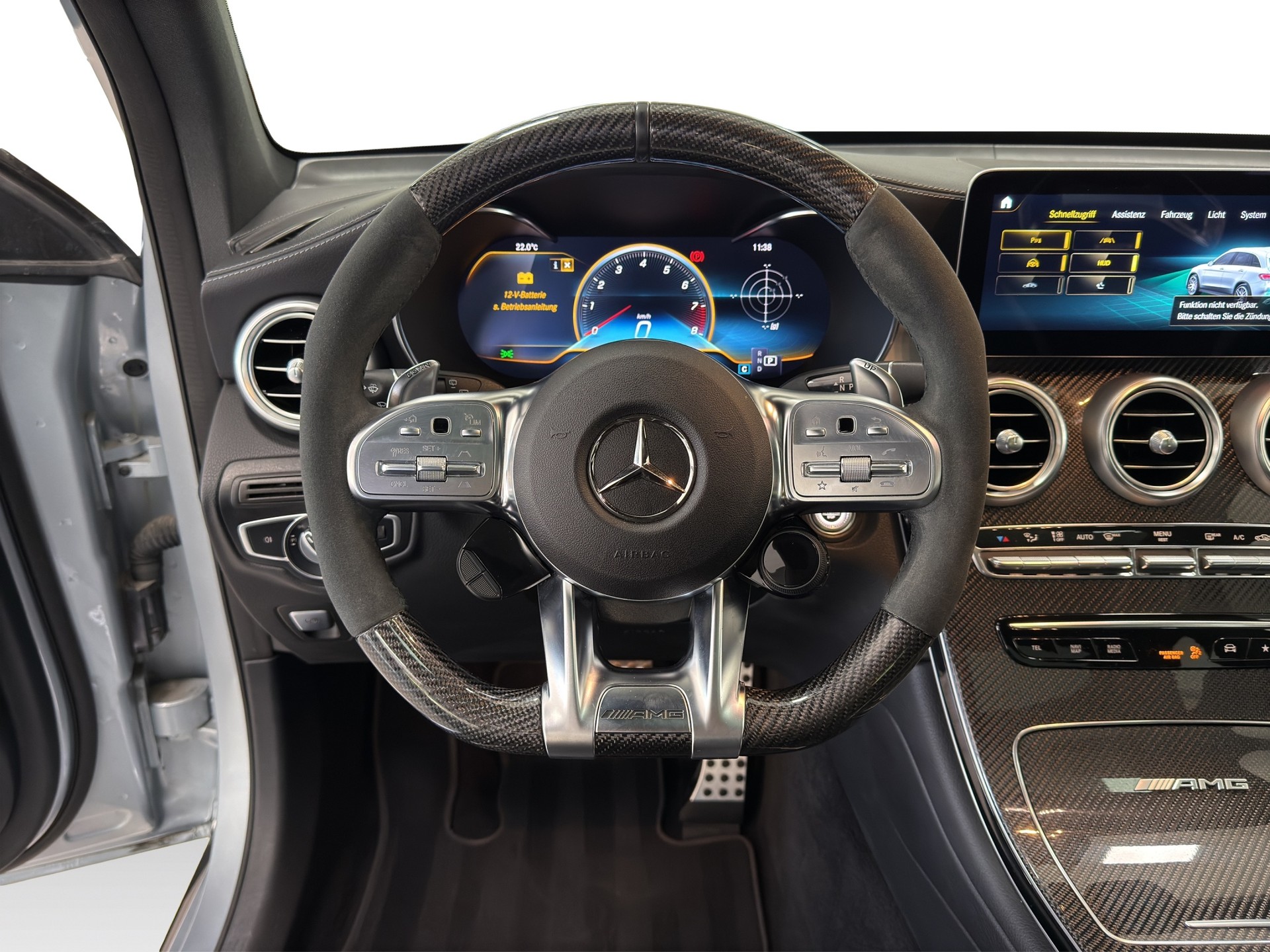 MERCEDES-BENZ GLC 63 S AMG 4Matic 9G-Tronic-image-21
