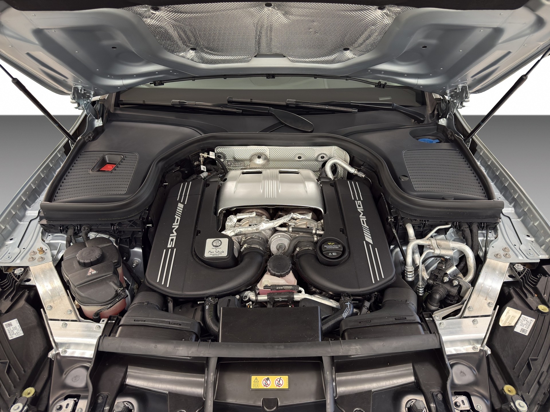 MERCEDES-BENZ GLC 63 S AMG 4Matic 9G-Tronic-image-4