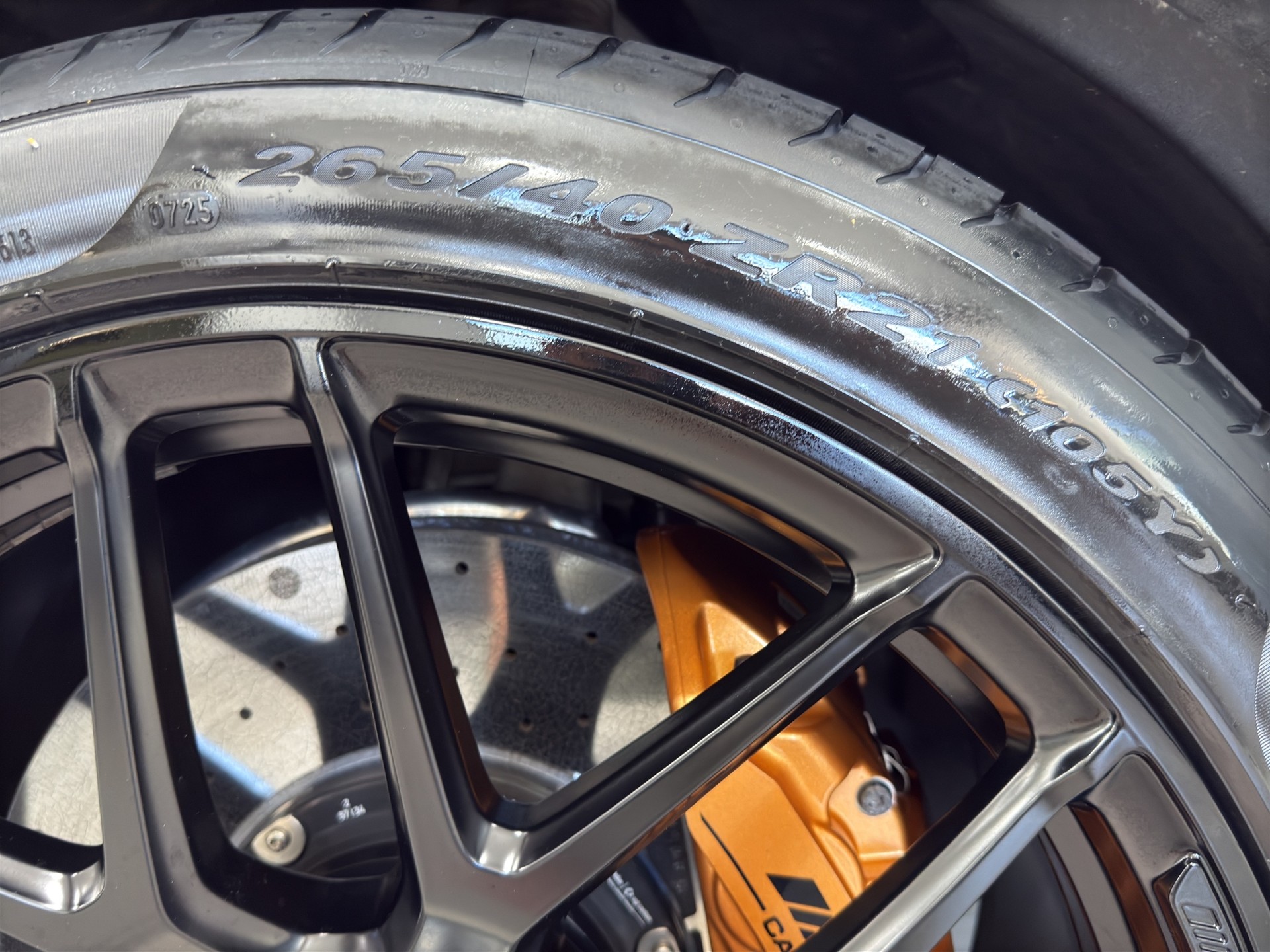 MERCEDES-BENZ GLC 63 S AMG 4Matic 9G-Tronic-image-28