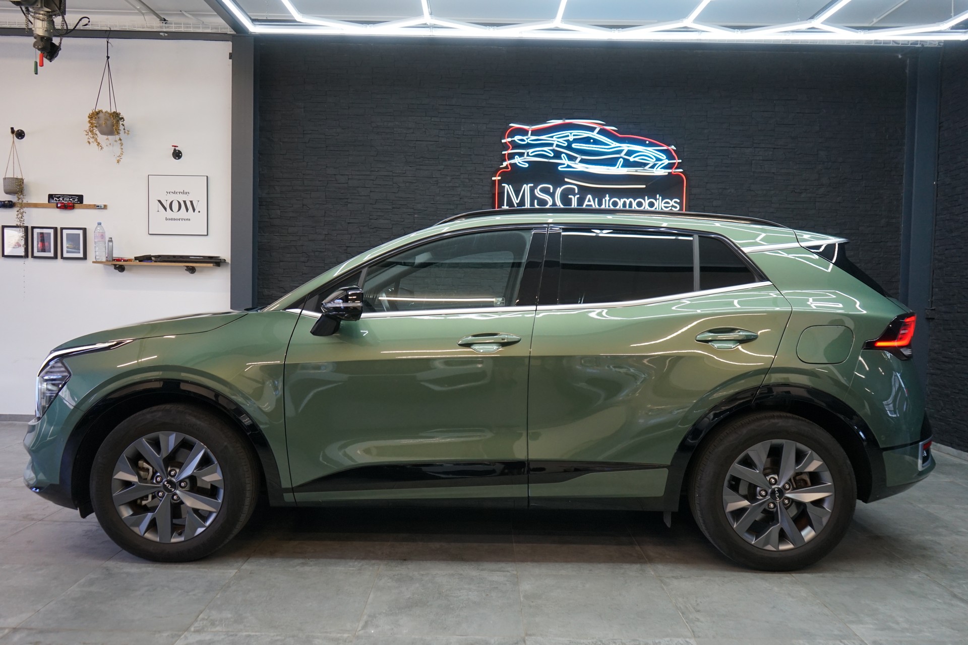 KIA Sportage 1.6T-GDi HEV GT-Line 4x4 A-image-1