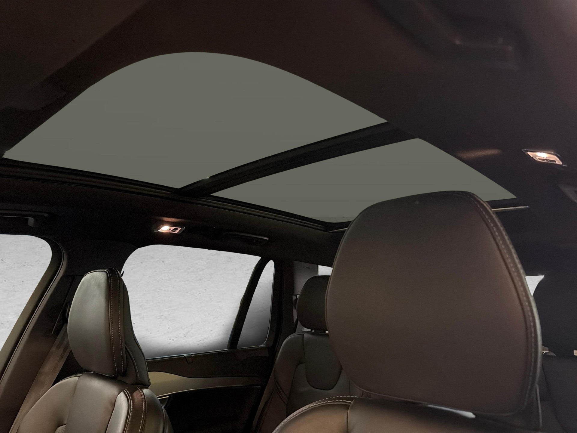 VOLVO XC90 2.0 T8 TE R-Design 7P. eAWD-image-17