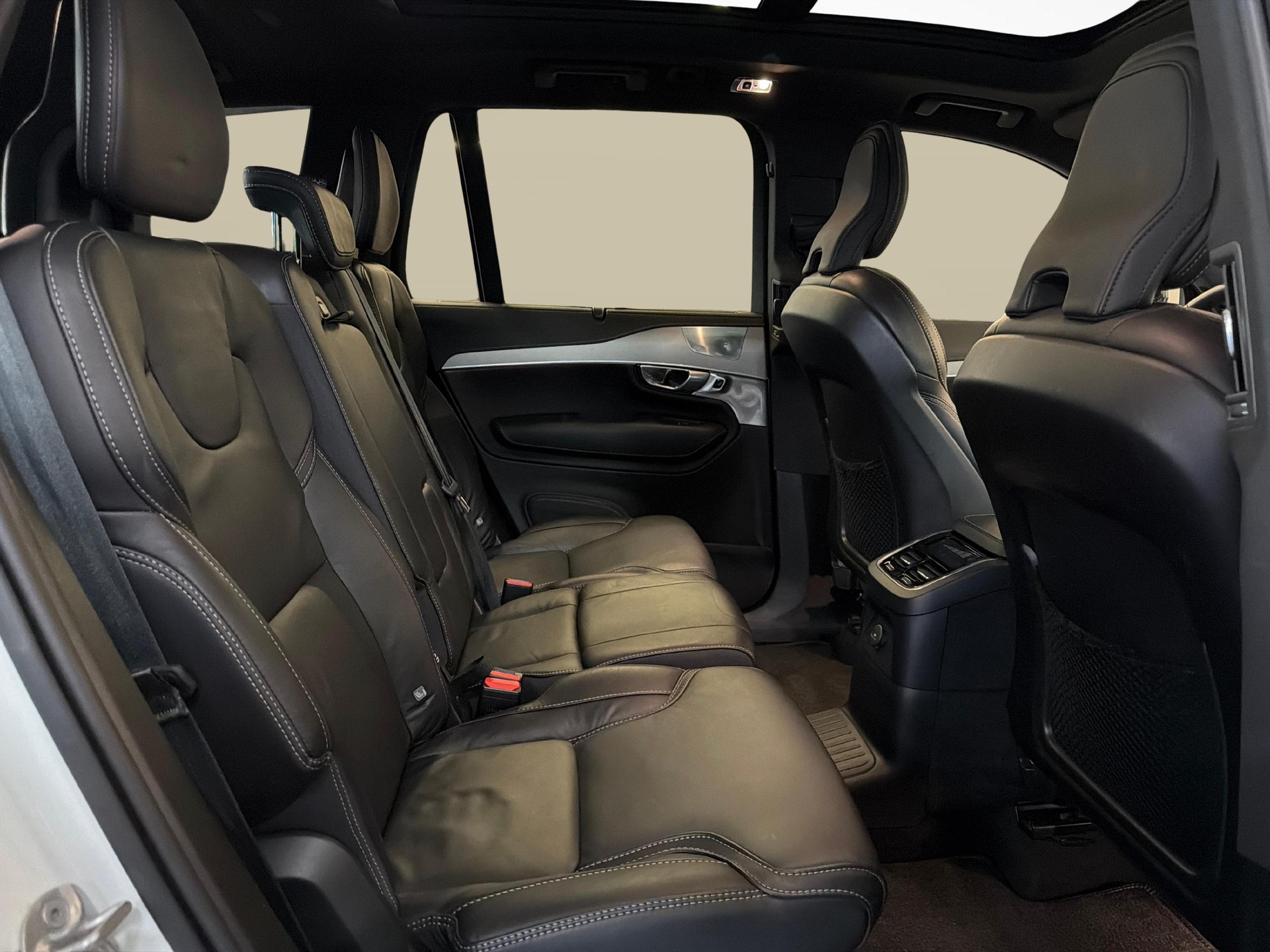 VOLVO XC90 2.0 T8 TE R-Design 7P. eAWD-image-15
