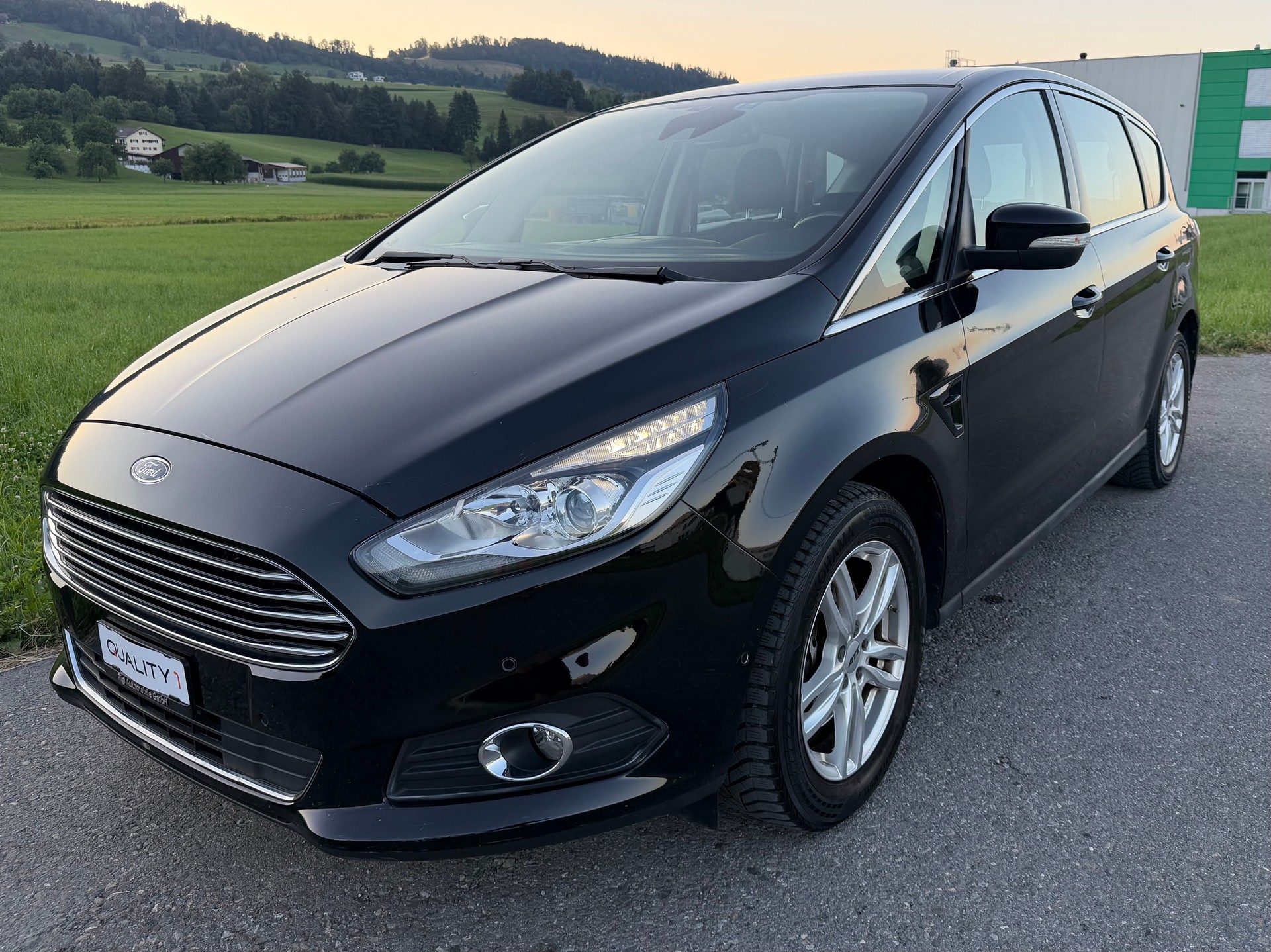 FORD S-Max 1.5 SCTi Titanium-image-0