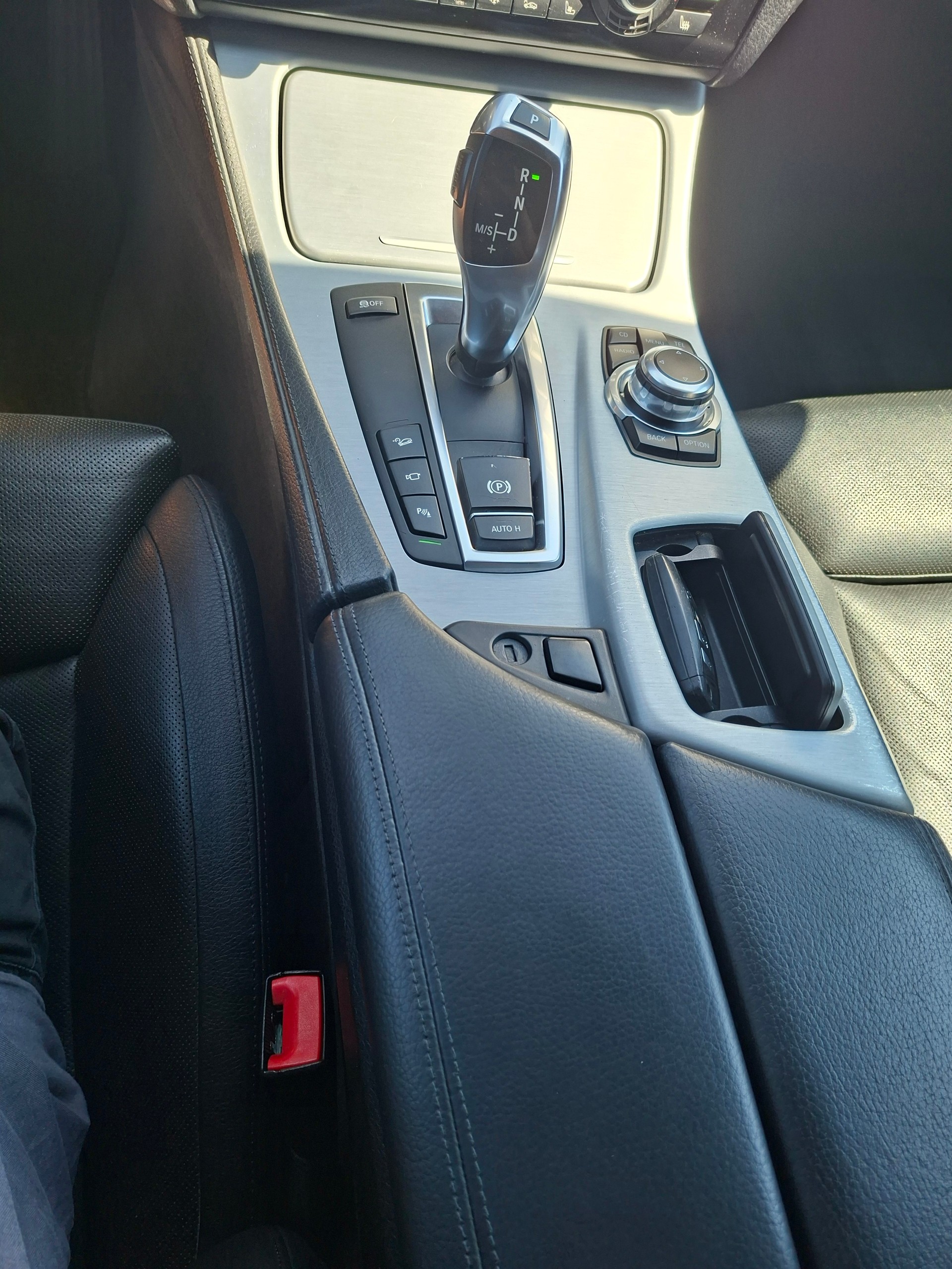 BMW xDrive Touring Steptronic M-Paket-image-13