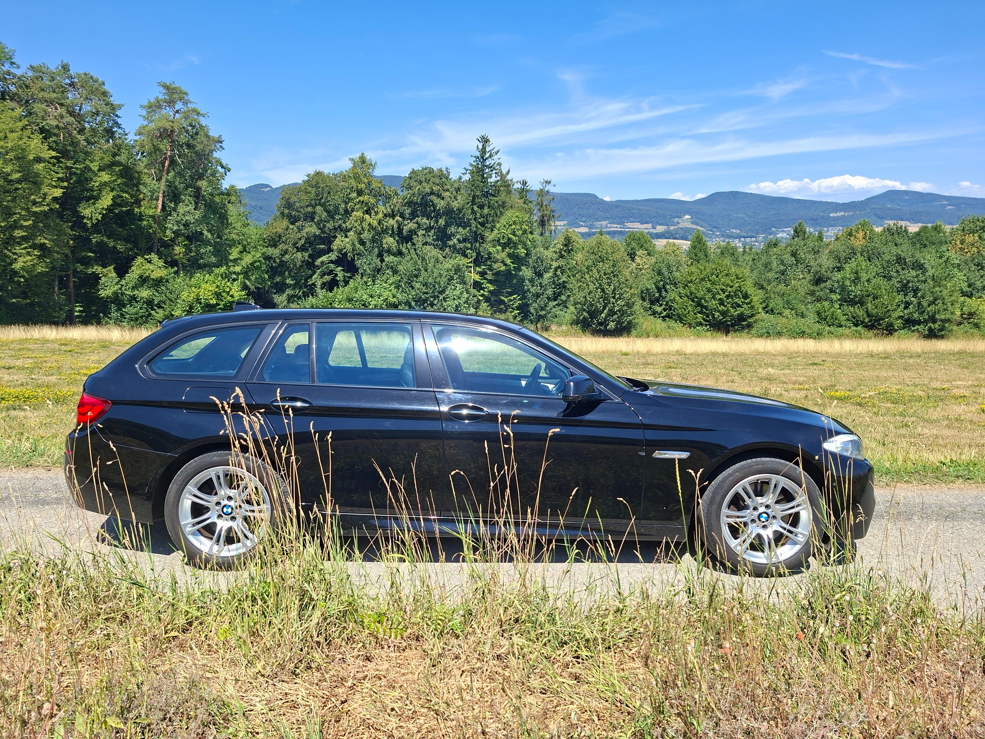 BMW xDrive Touring Steptronic M-Paket-image-4