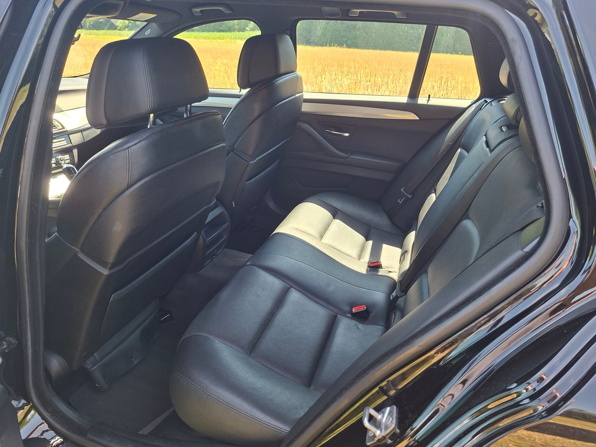 BMW xDrive Touring Steptronic M-Paket-image-15