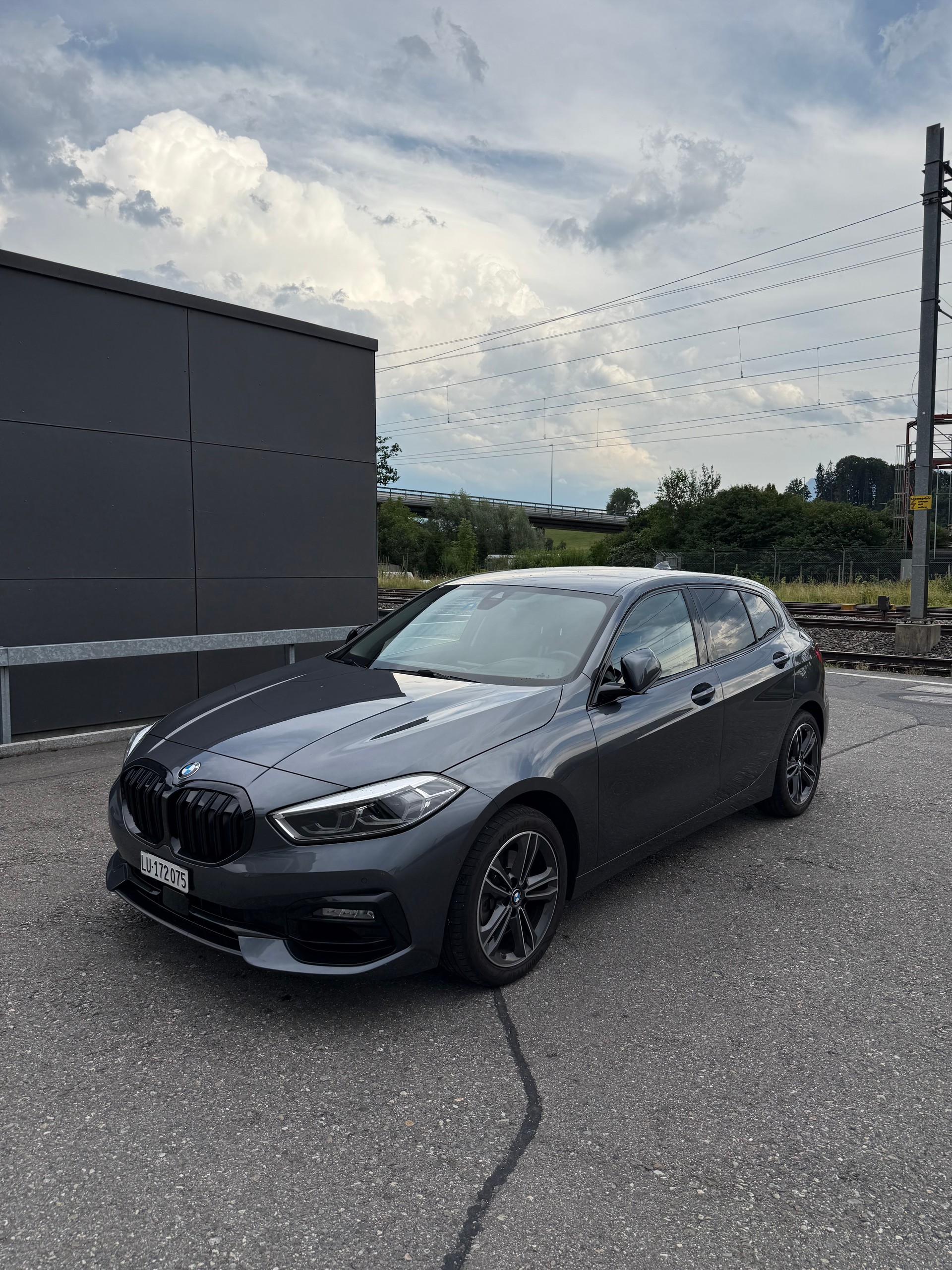 BMW 118i Steptronic Sport Line-image-0