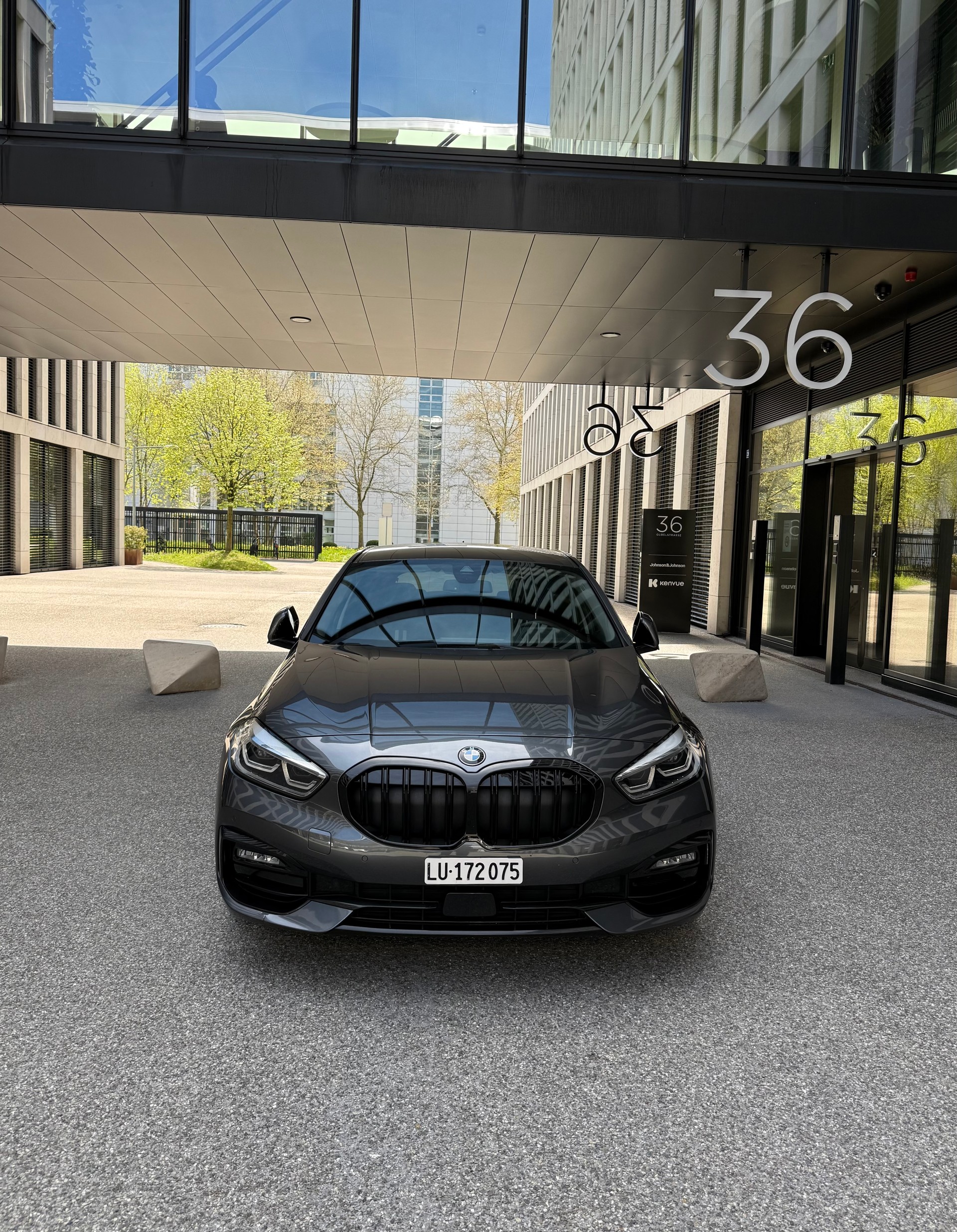 BMW 118i Steptronic Sport Line-image-2