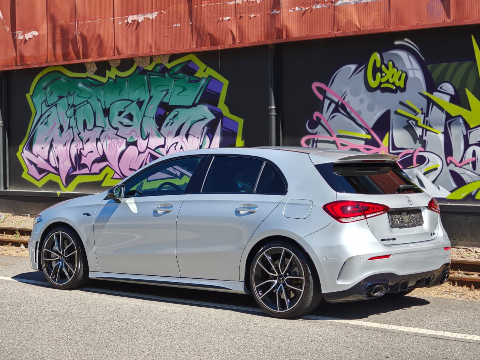 MERCEDES-BENZ A 35 AMG 4Matic Speedshift-image-7