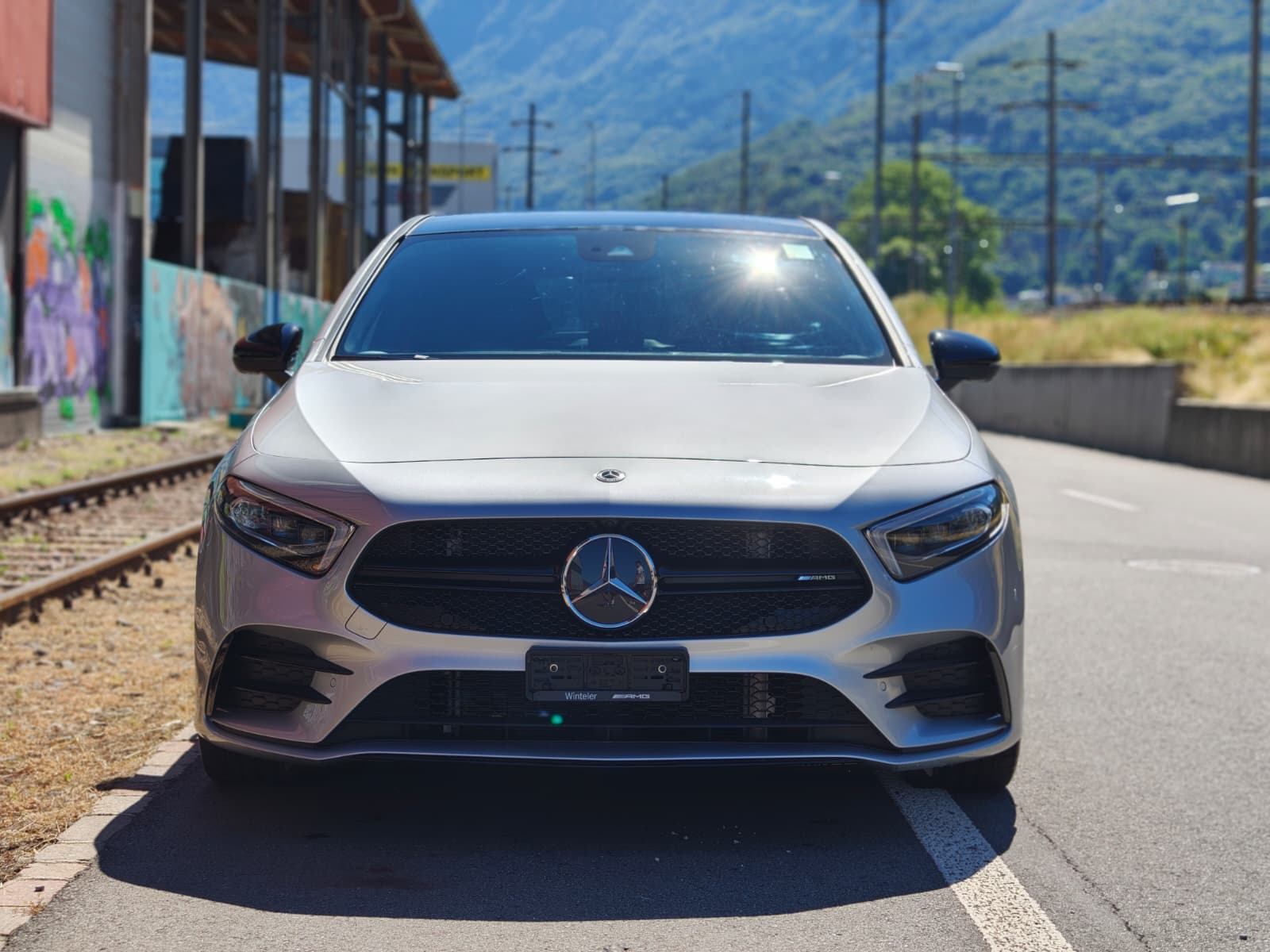 MERCEDES-BENZ A 35 AMG 4Matic Speedshift-image-2