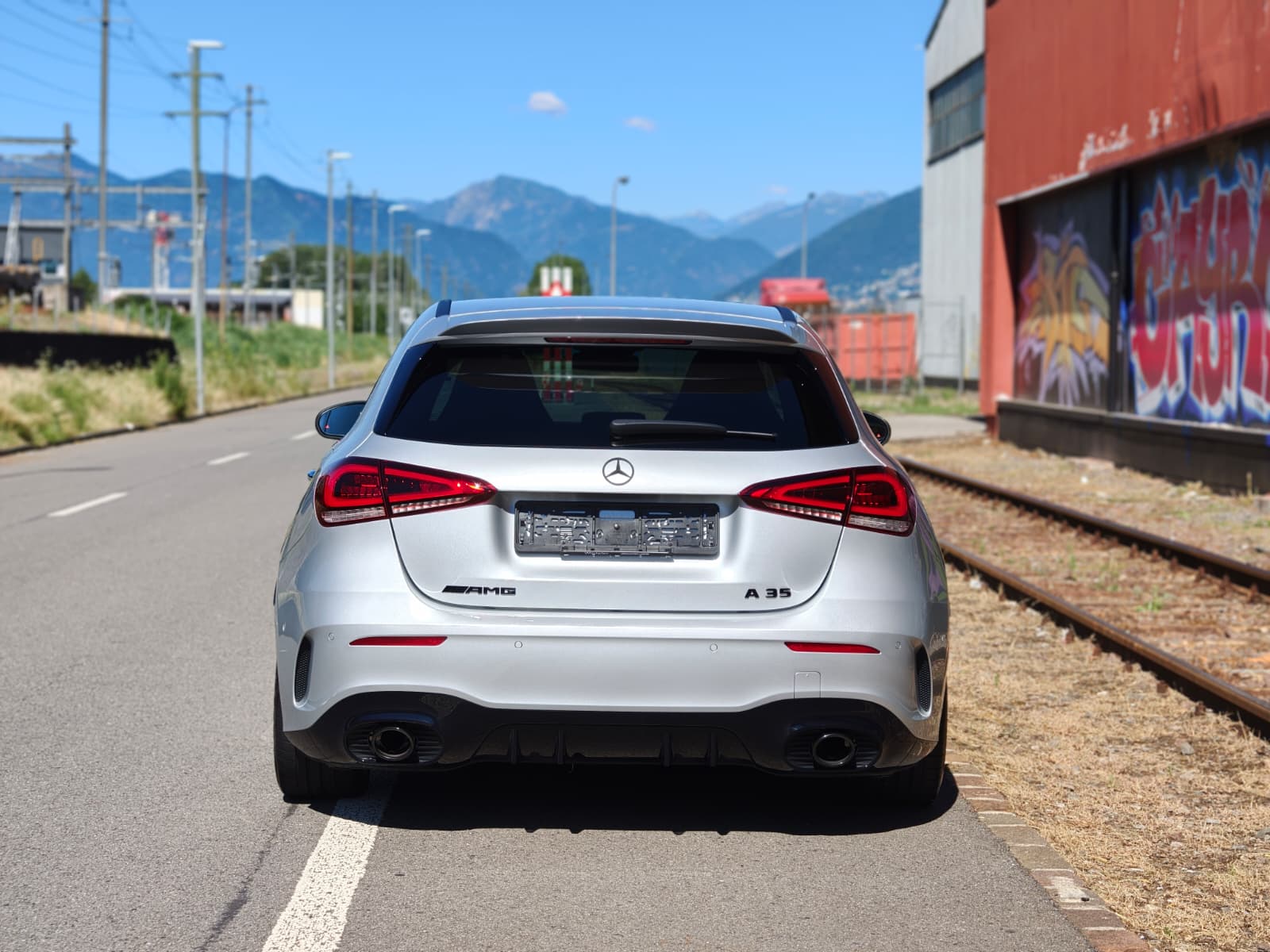 MERCEDES-BENZ A 35 AMG 4Matic Speedshift-image-8