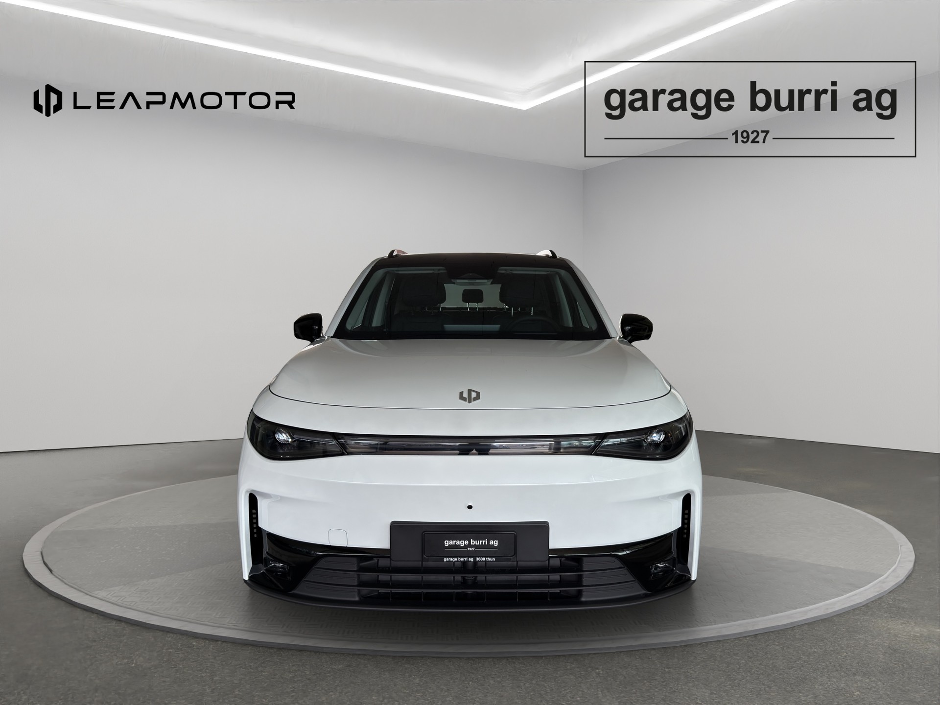 LEAPMOTOR C10 EV AWD-image-4