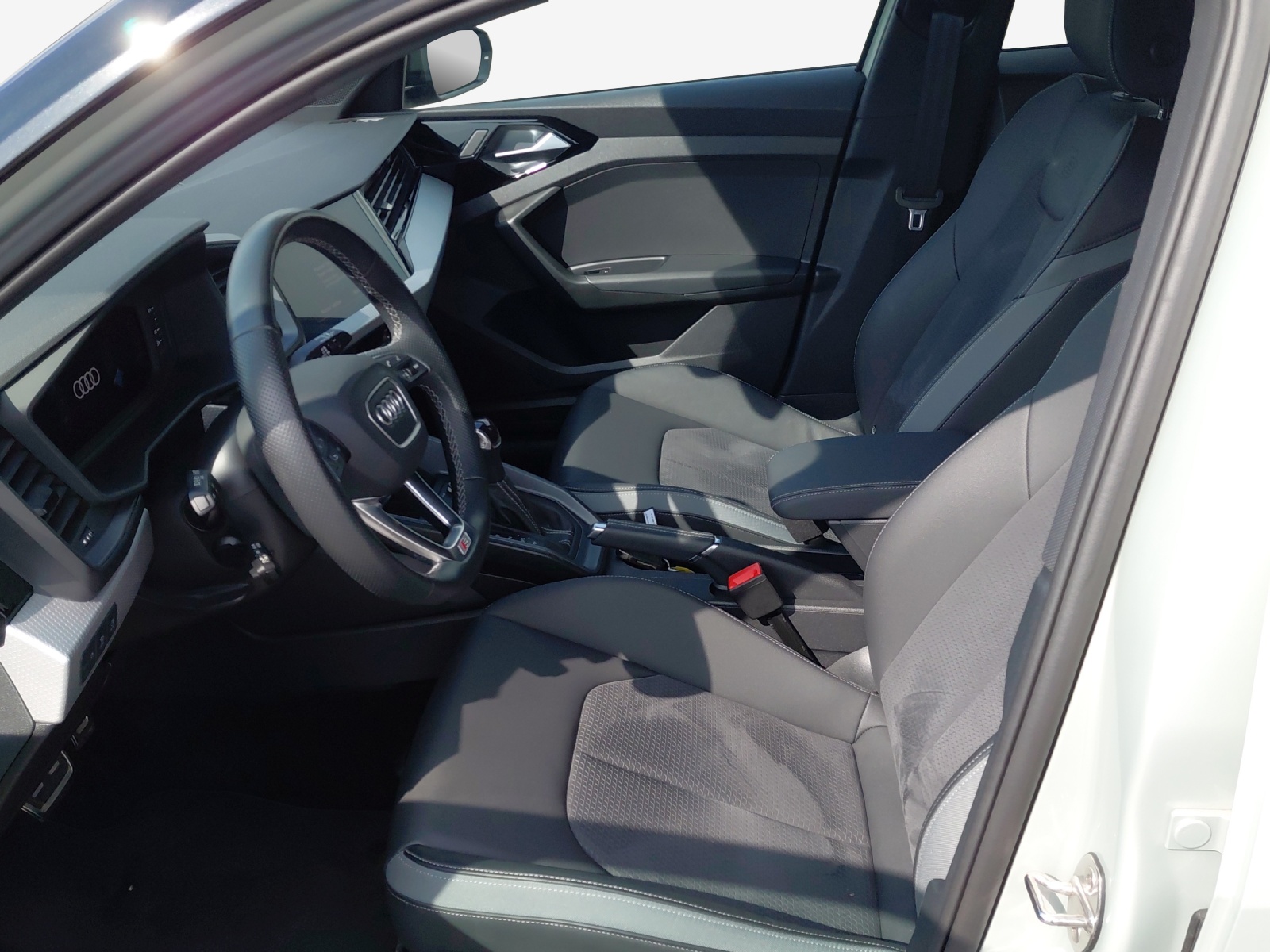 AUDI A1 Sportback 40 TFSI S Line S-tronic-image-7