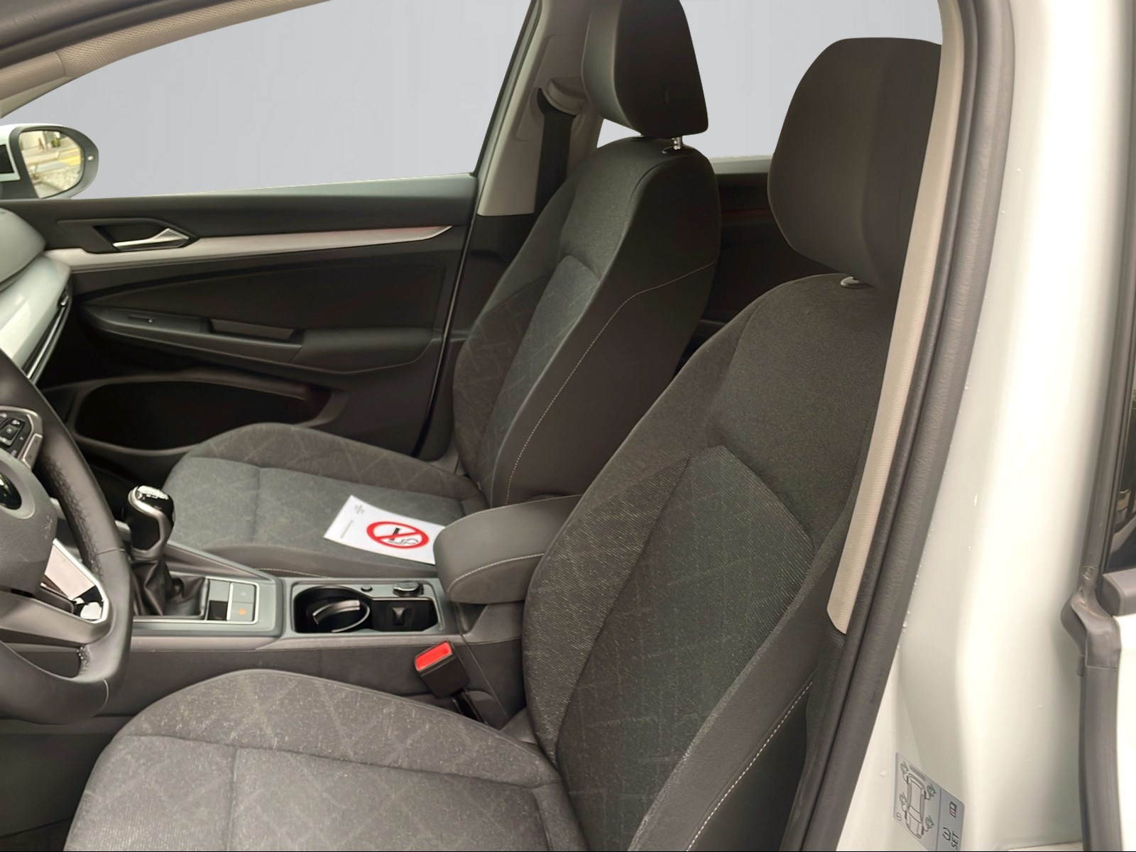 VW Golf 1.5 TSI ACT Life-image-6