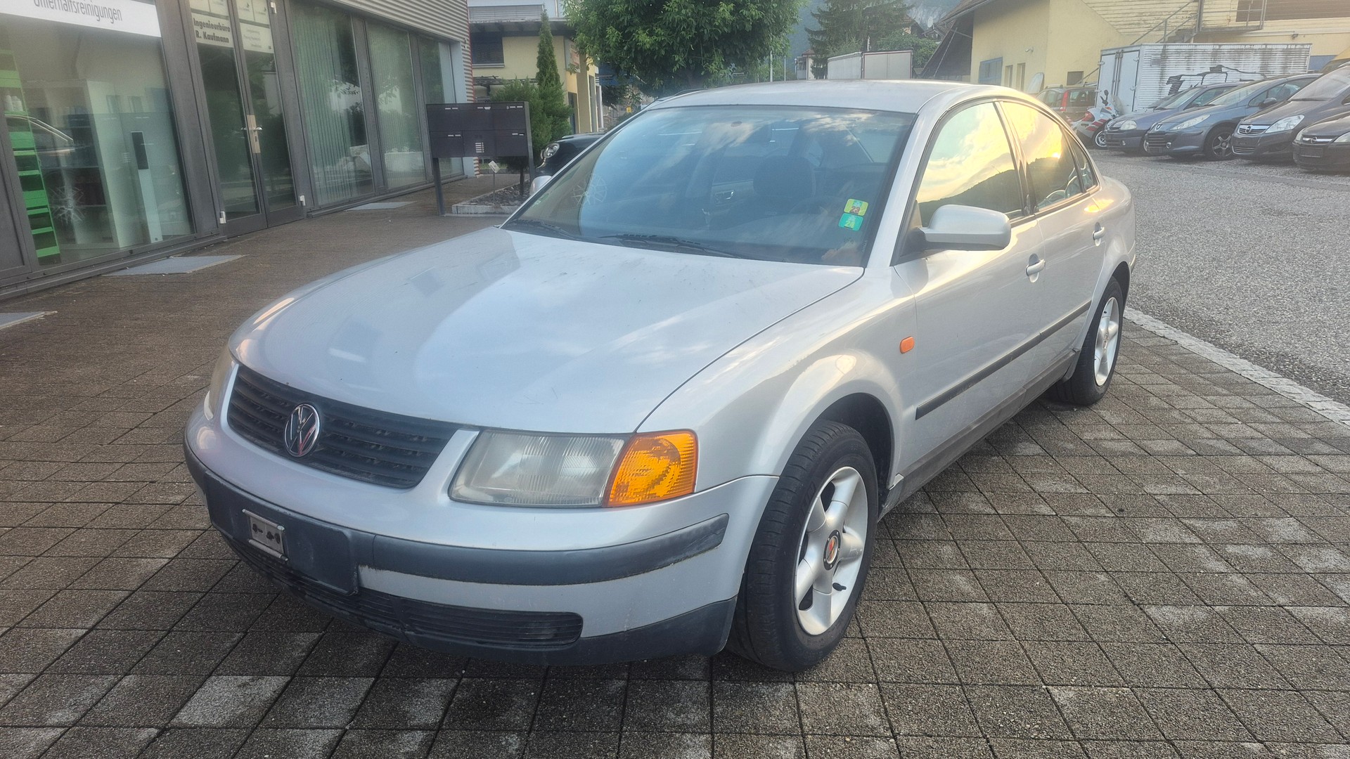 VW Passat 1.8 T Comfortline-image-0