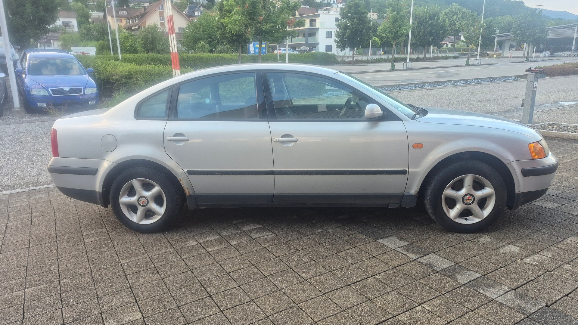 VW Passat 1.8 T Comfortline-image-3