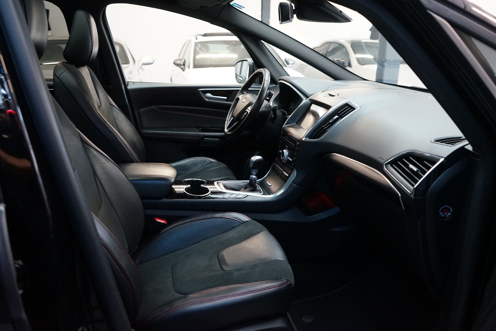 FORD S-Max 1.5 SCTi ST-Line-image-4