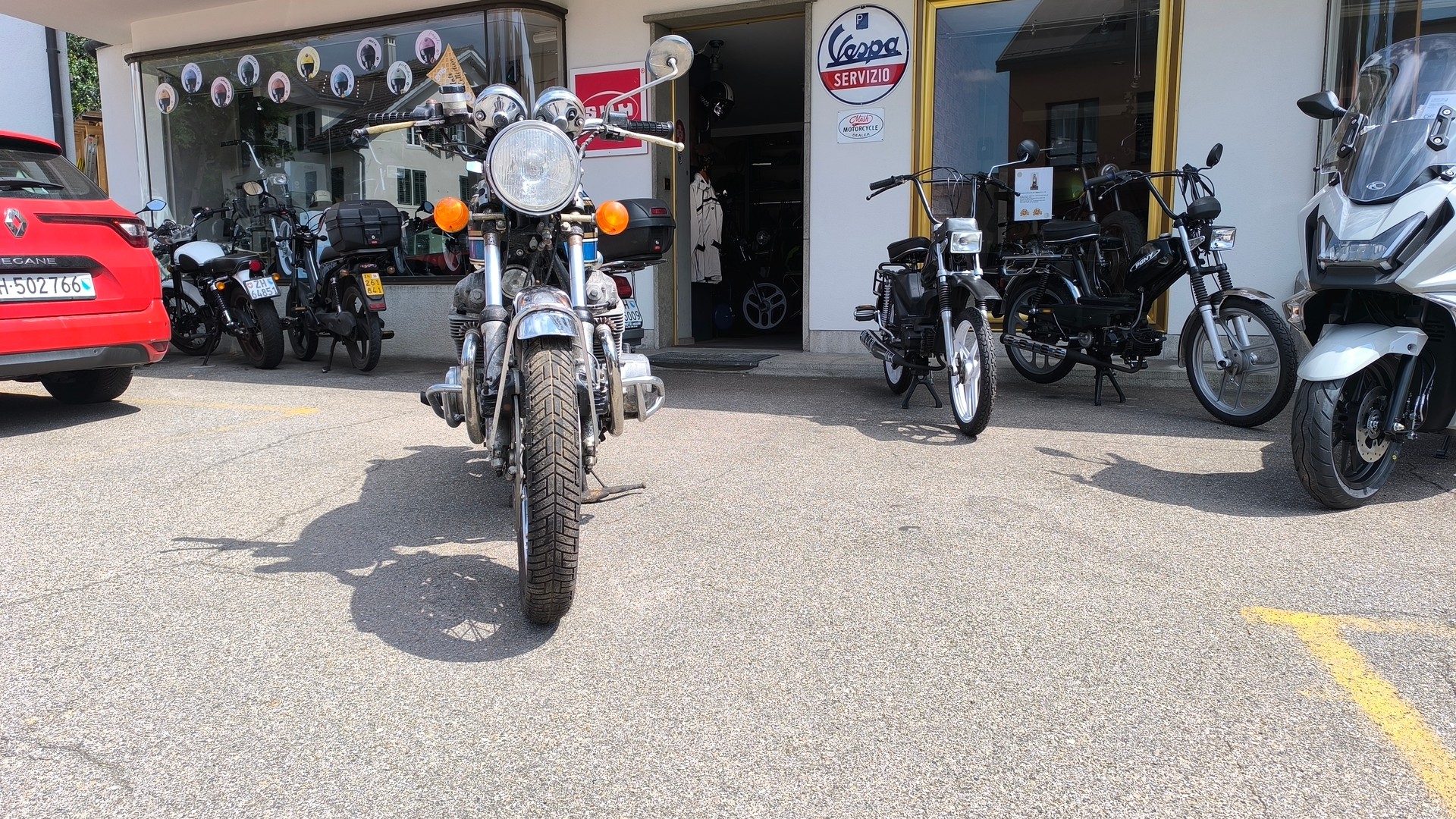 HONDA CB 750 Four-image-2