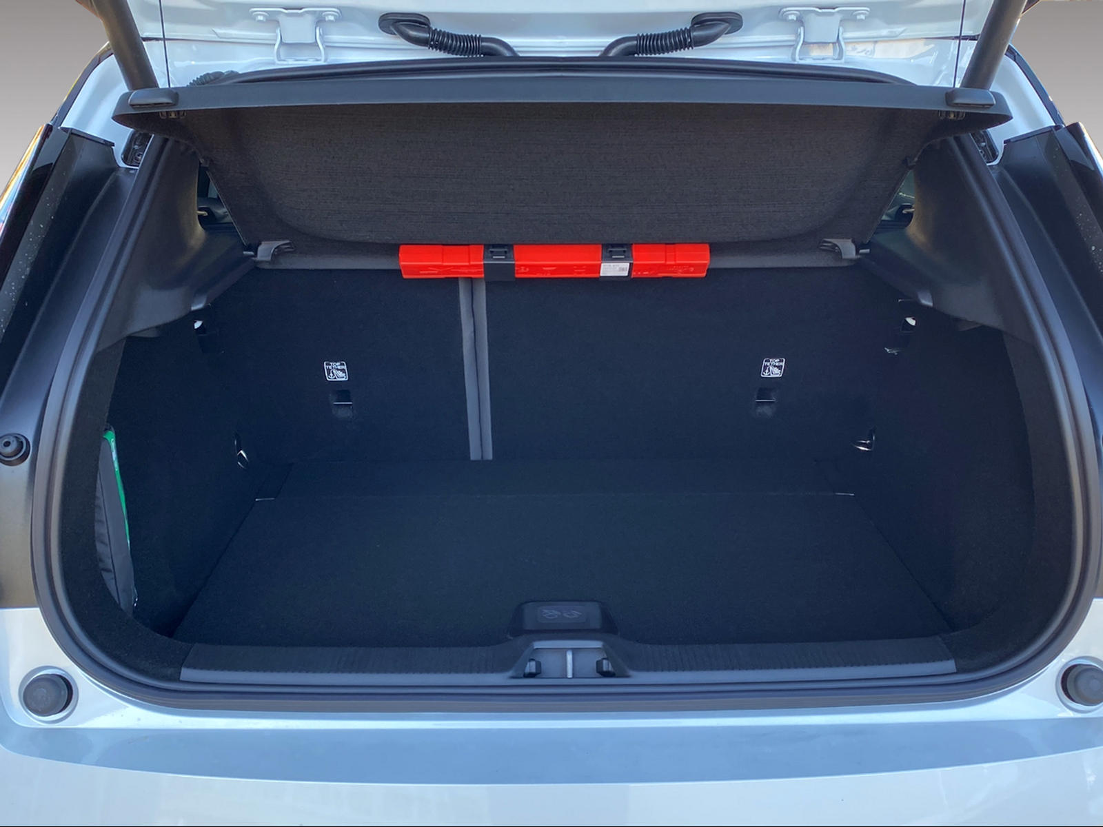 VOLVO EX30 E60 Twin Ultra Performance AWD-image-14
