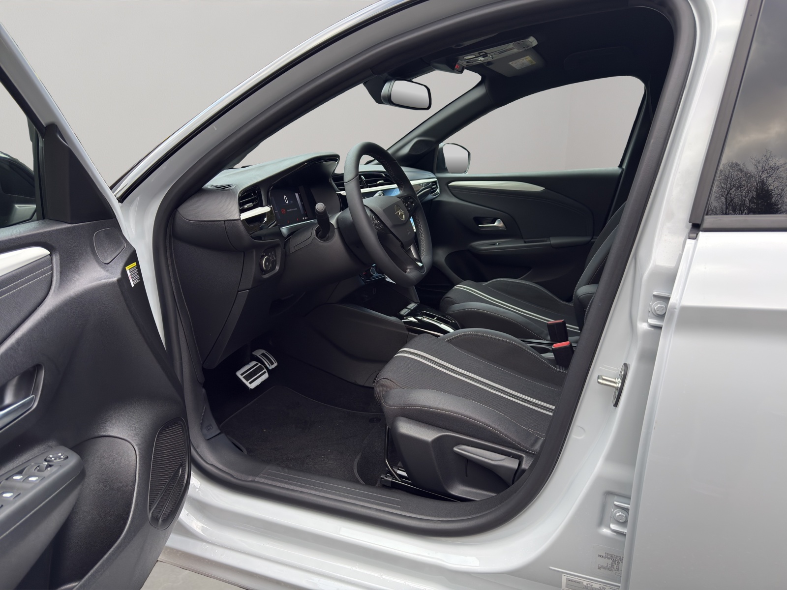 OPEL Corsa F 1.2 Turbo Hybrid VIVA-image-12