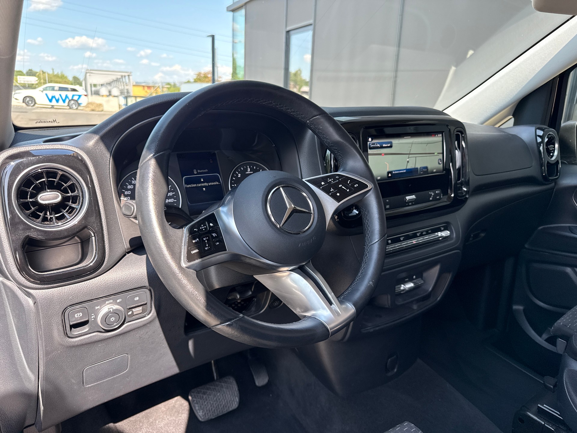 MERCEDES-BENZ Vito 116 CDI Select Tourer 4Matic 9G-Tronic-image-8