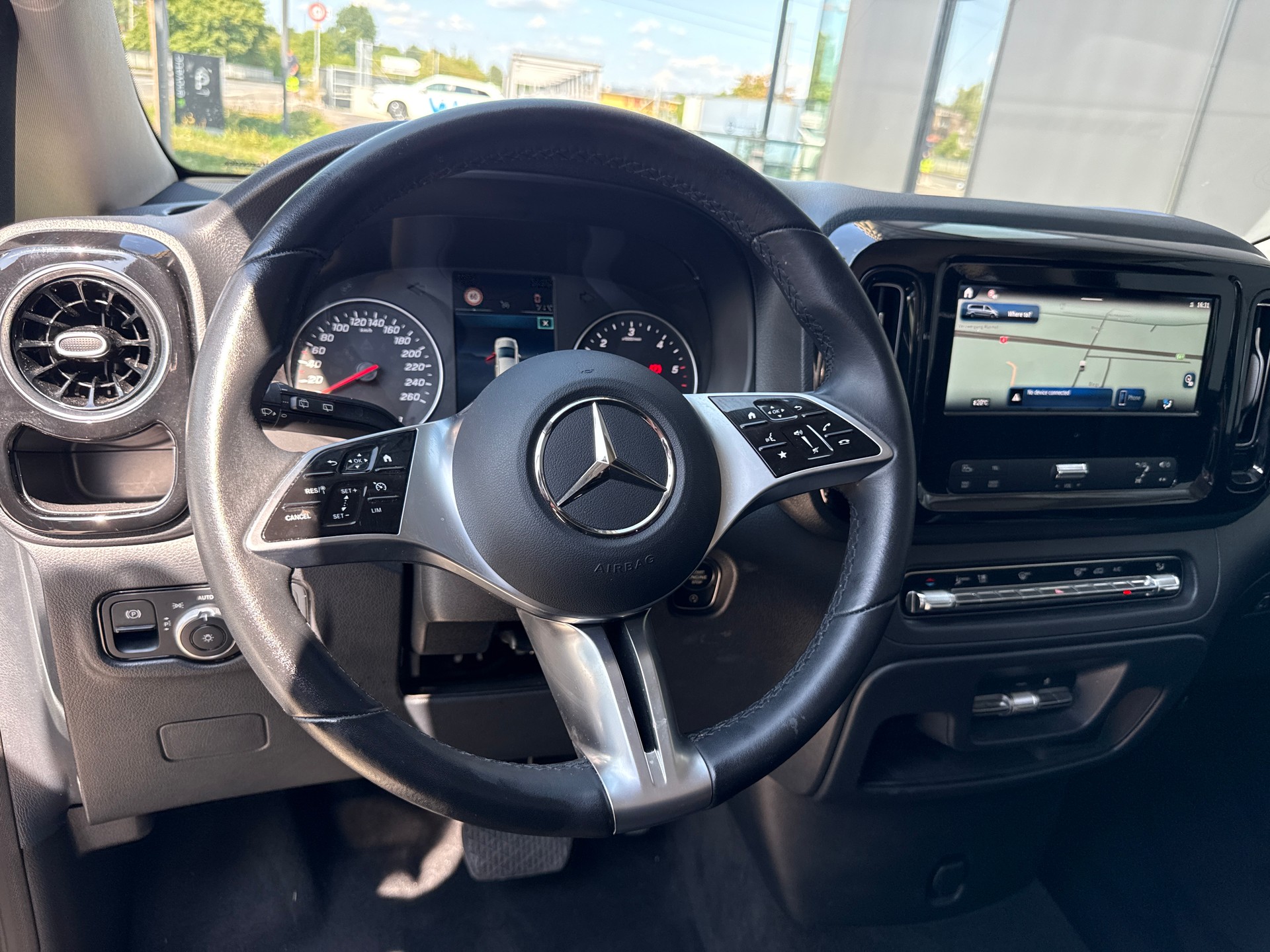 MERCEDES-BENZ Vito 116 CDI Select Tourer 4Matic 9G-Tronic-image-10