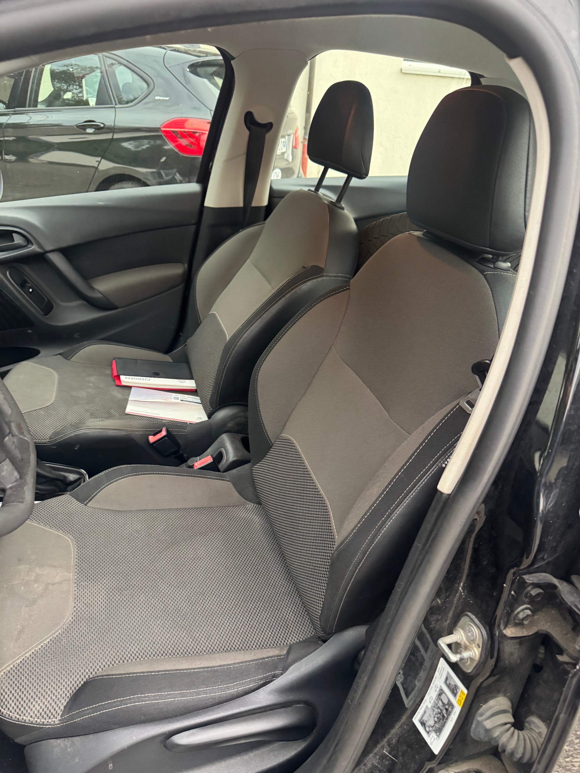 CITROEN C3 1.0i Tonic-image-8