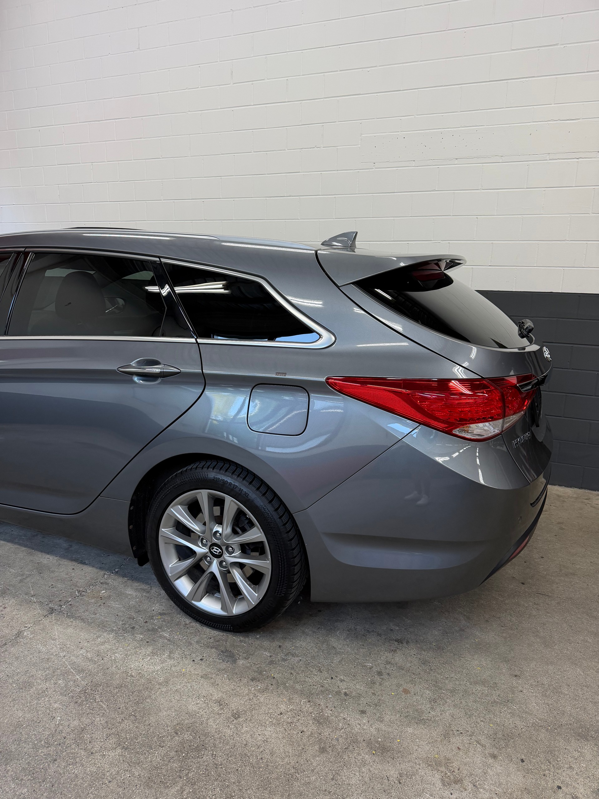 HYUNDAI i40 Wagon 1.7 CRDI Premium Automatic //NEU AB MFK!-image-7